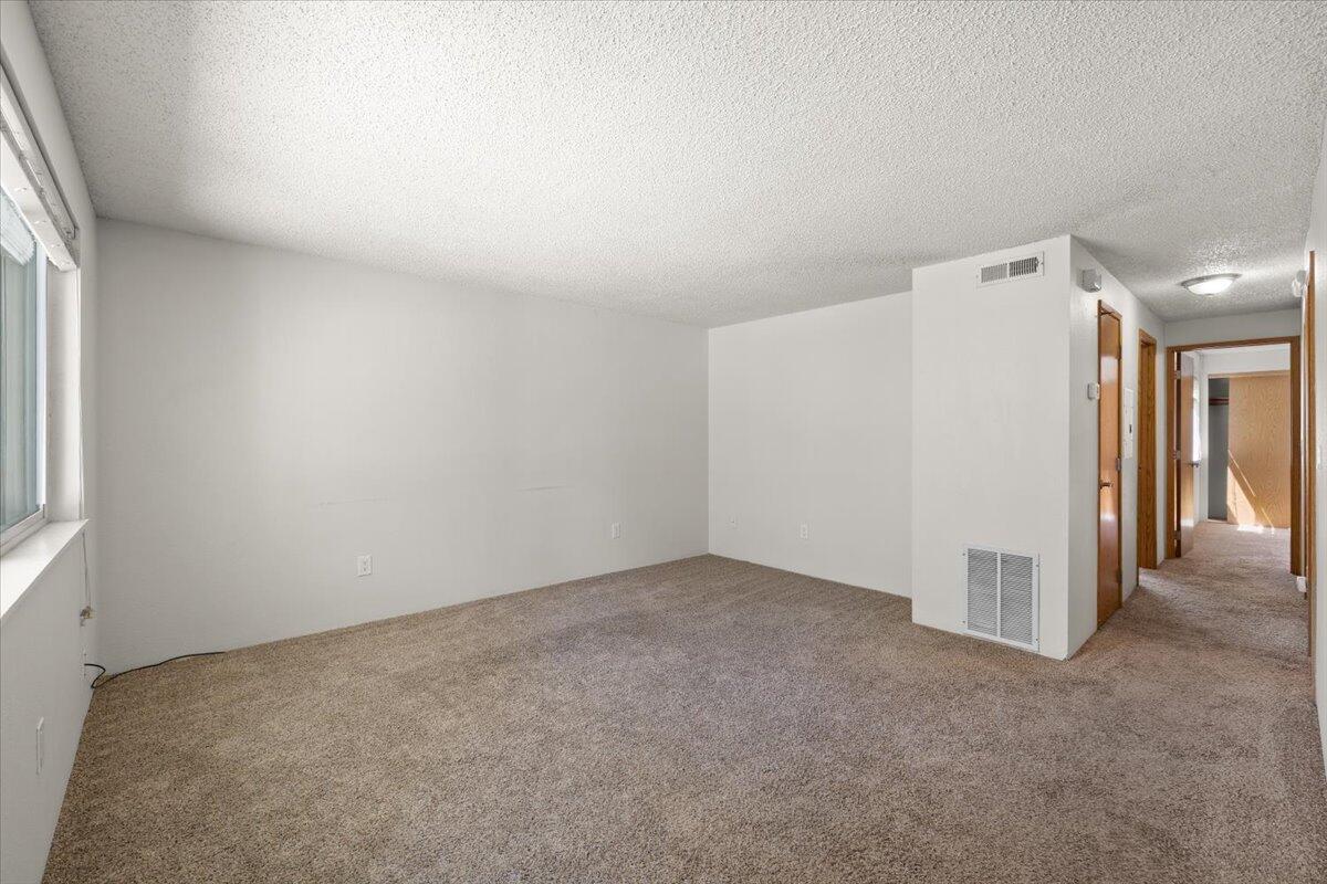 2101 Poplar Drive, 69