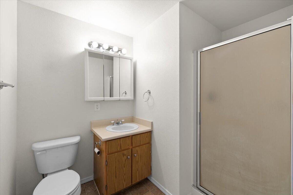 2101 Poplar Drive, 69