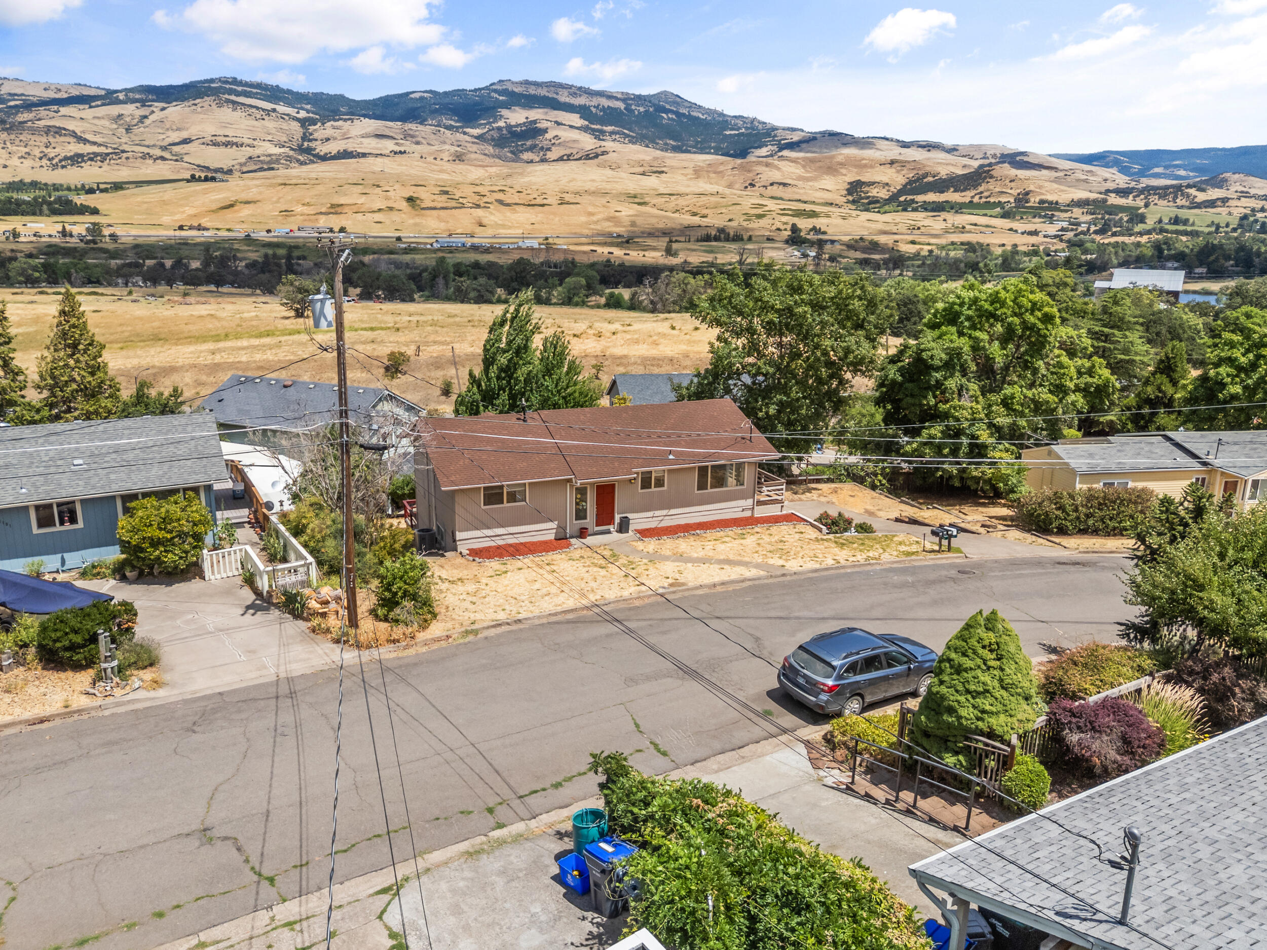 1179 N Main Street