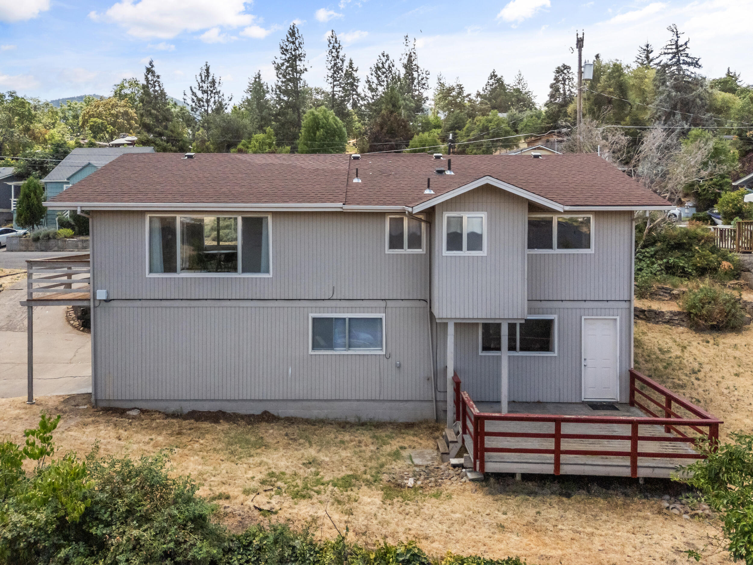 1179 N Main Street