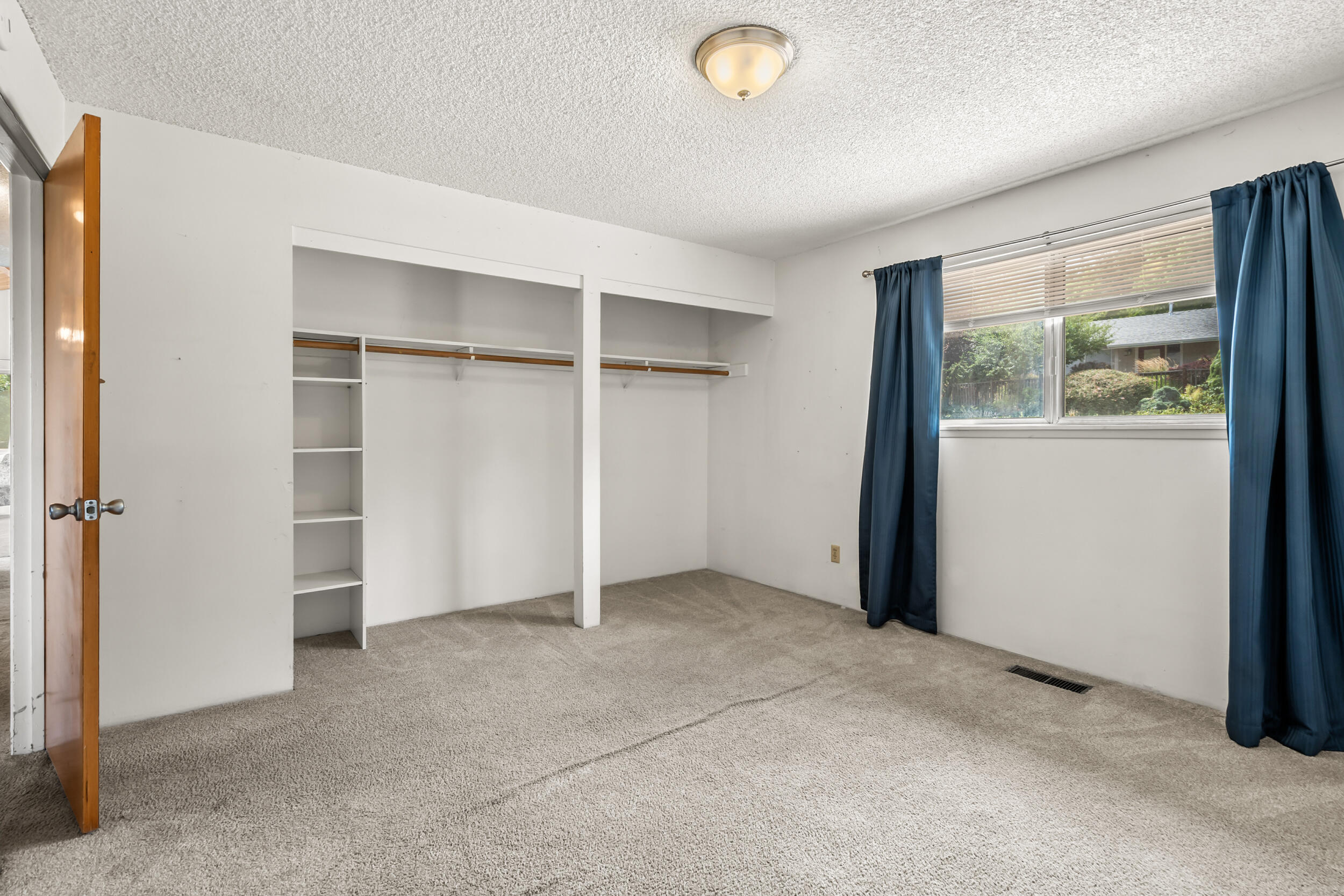 1179 N Main Street