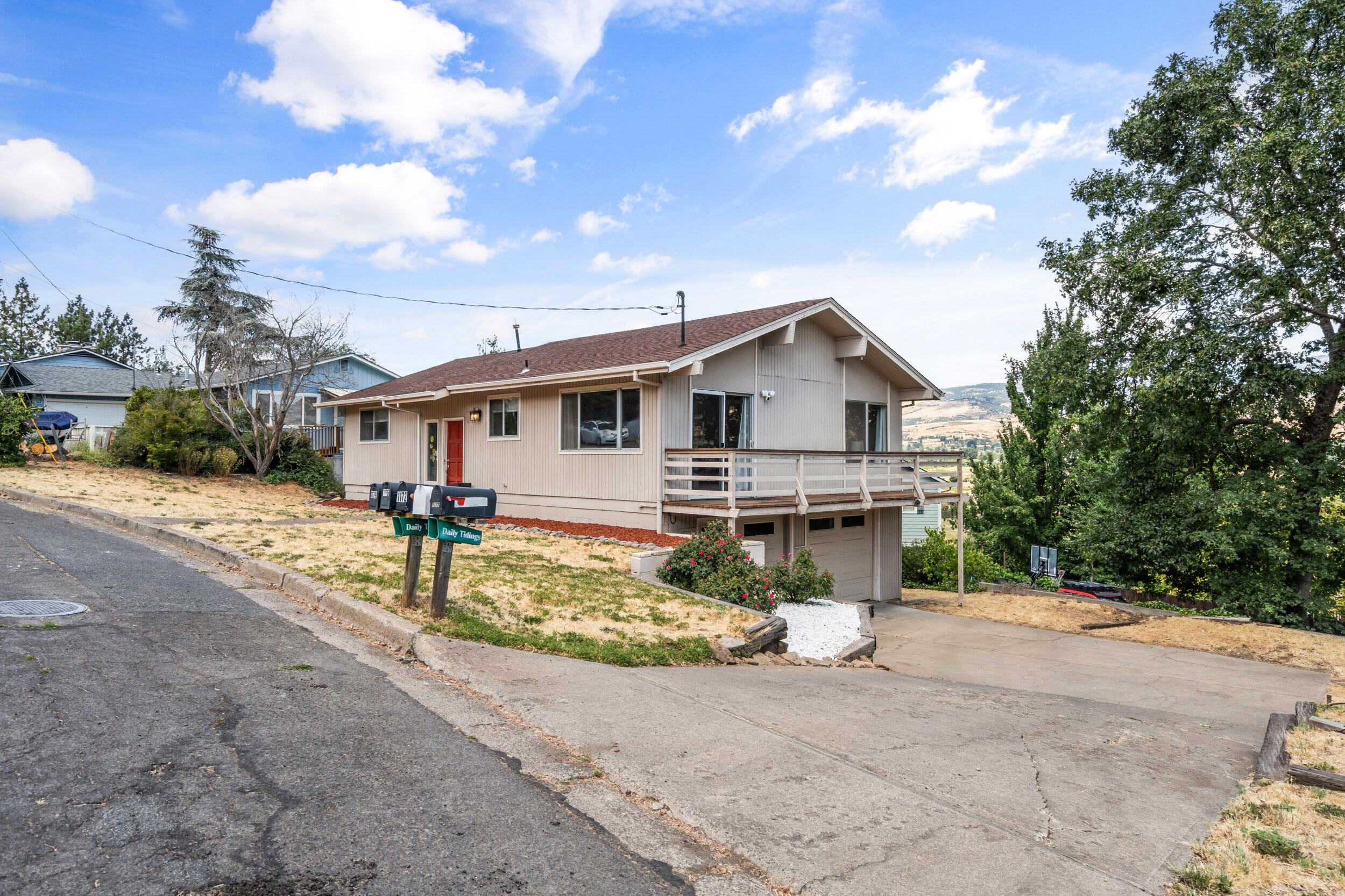 1179 N Main Street