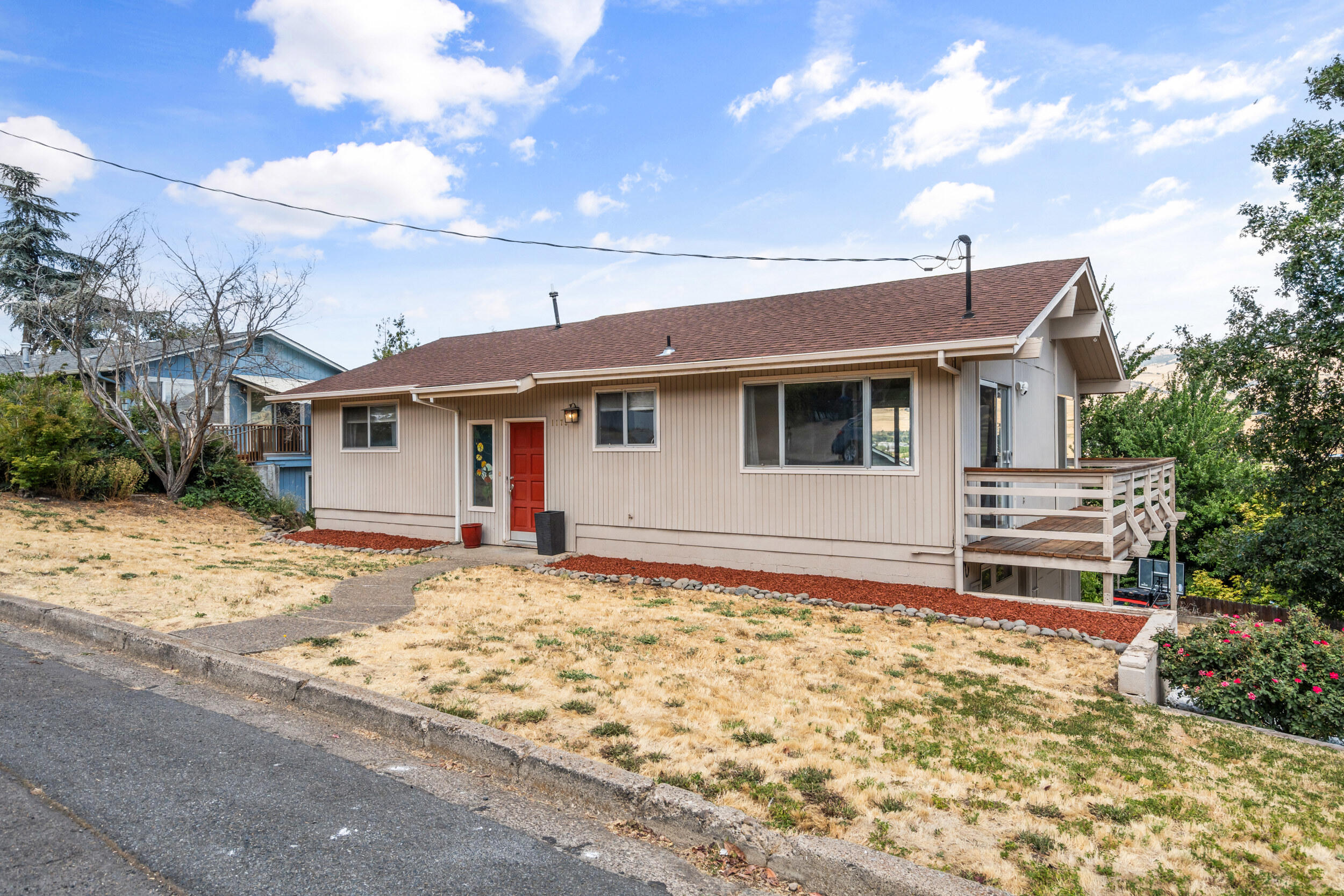 1179 N Main Street