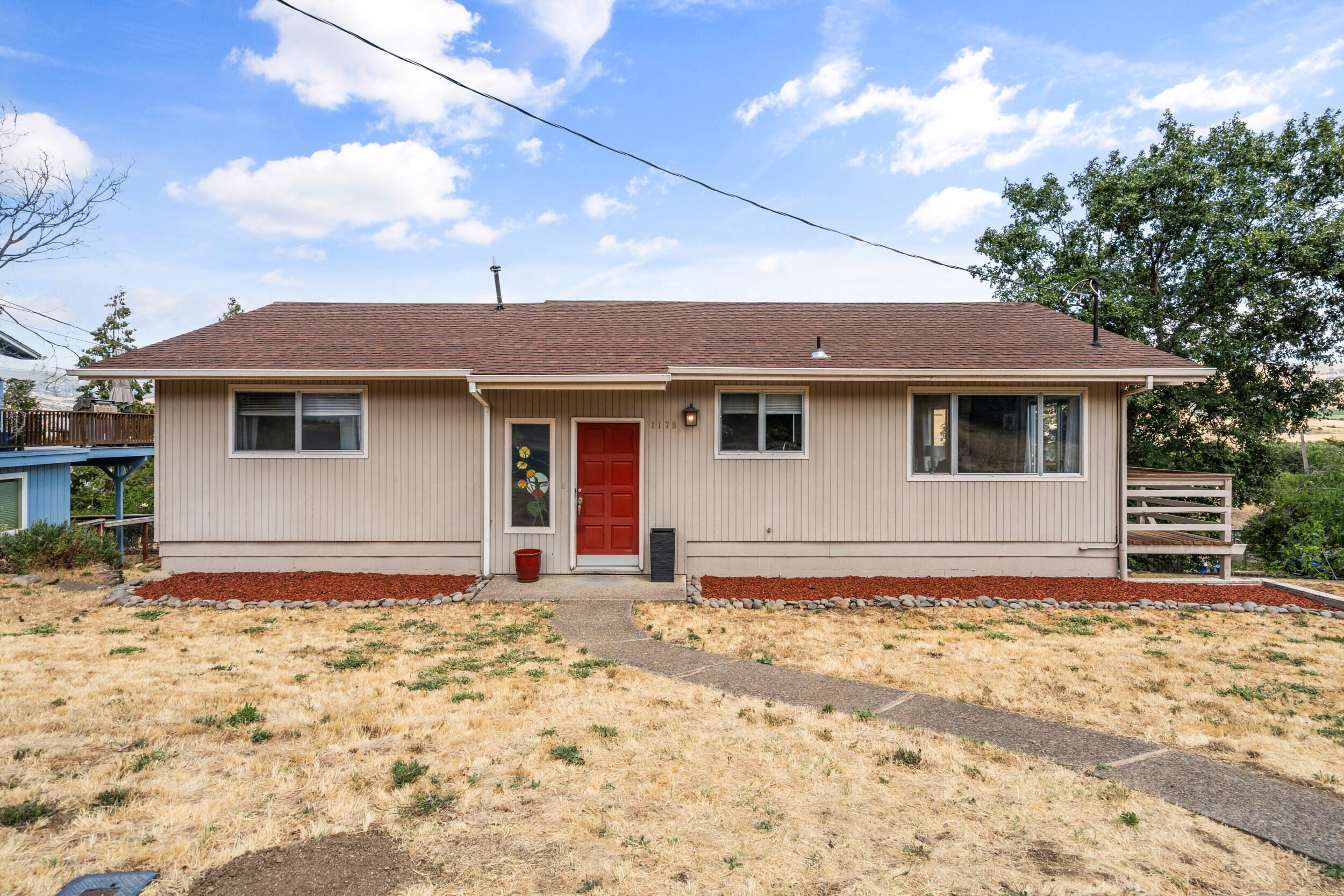 1179 N Main Street