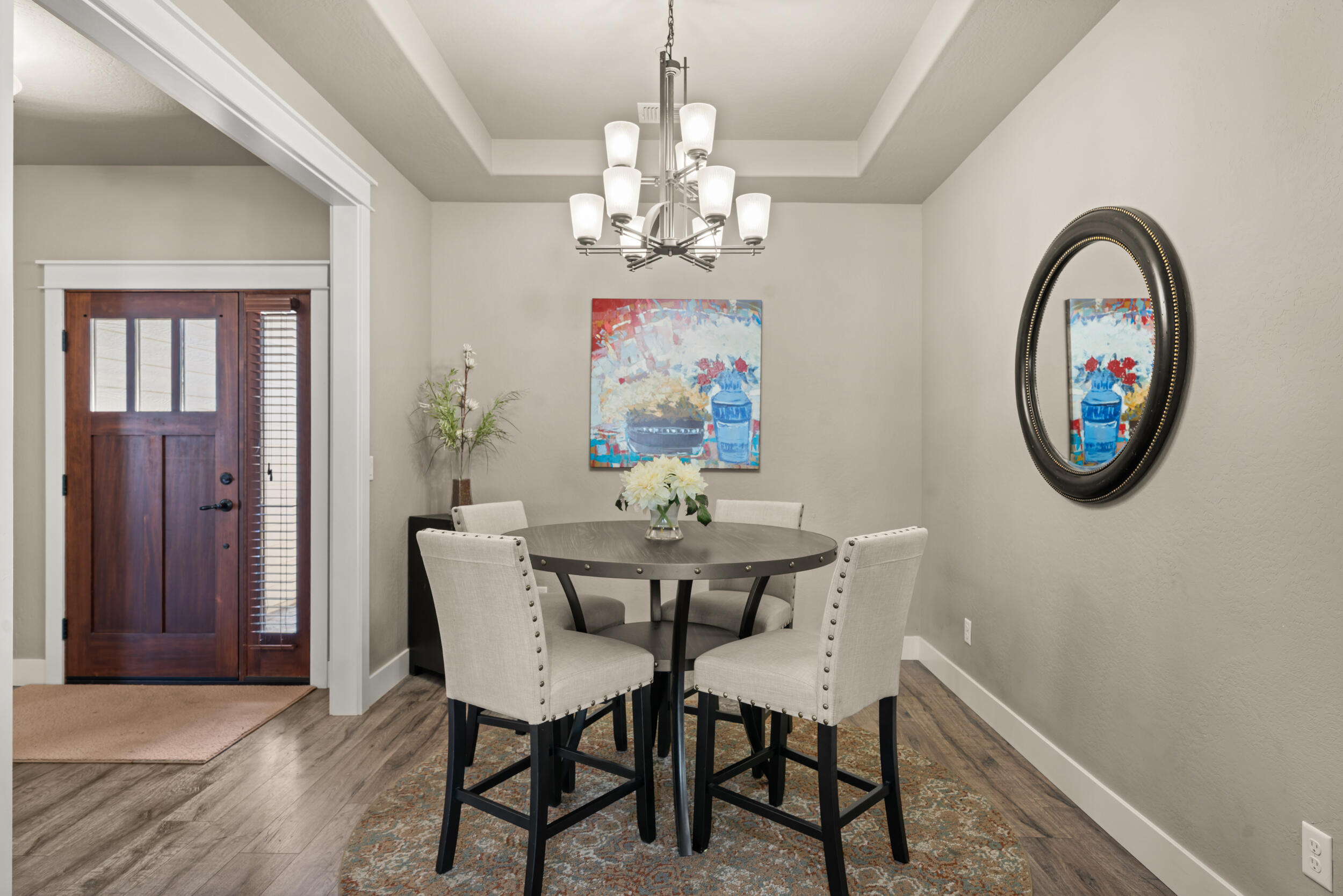 949 Arrowhead Trail