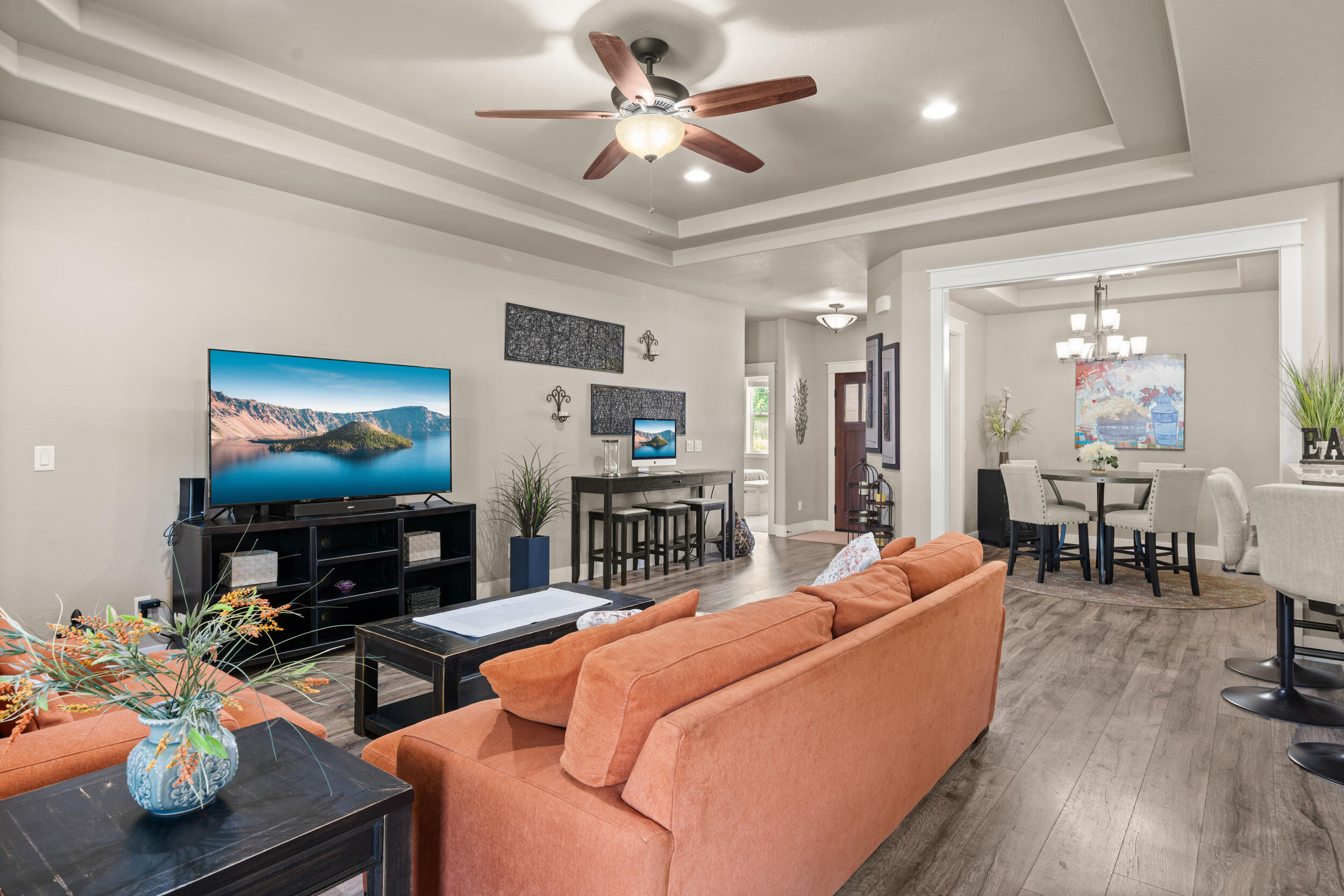 949 Arrowhead Trail