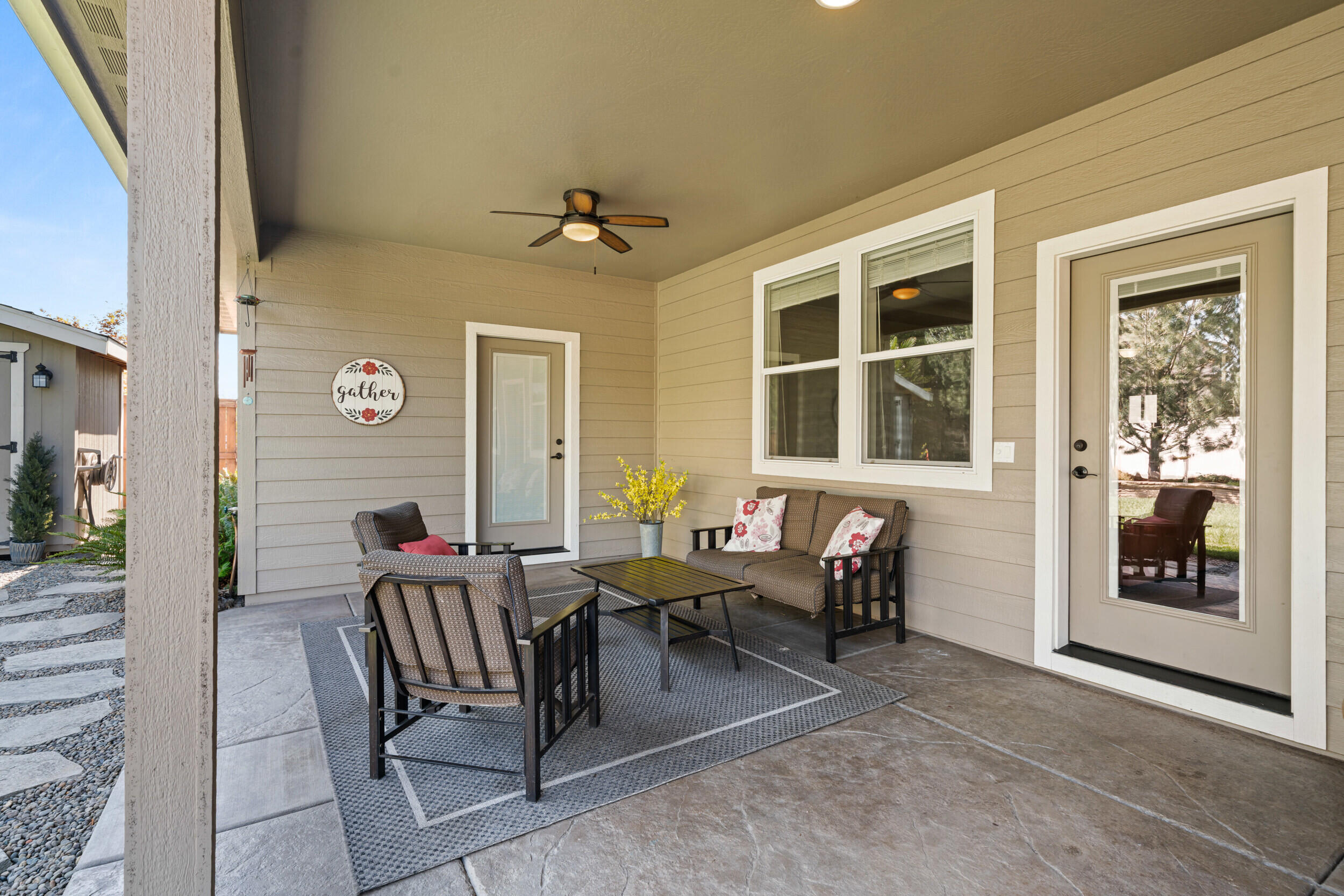 949 Arrowhead Trail