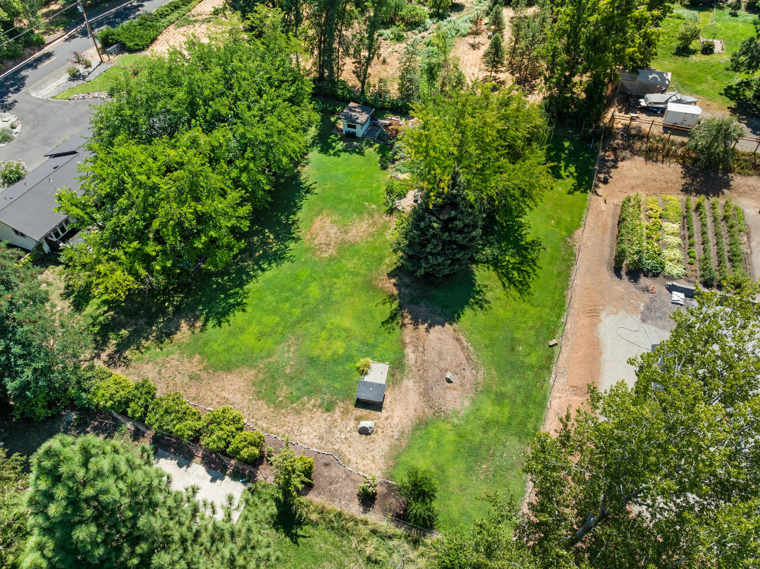 2050 Magnolia Avenue