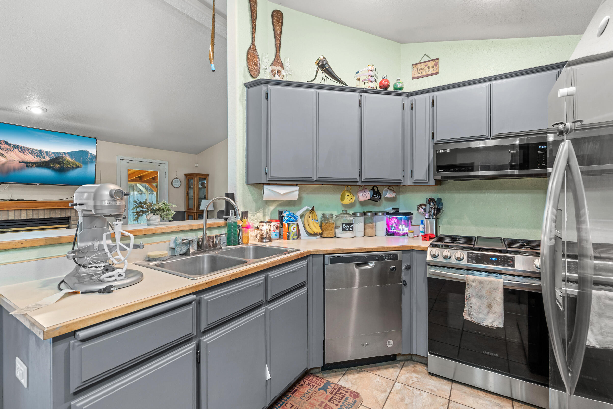 3050 Delta Waters Road