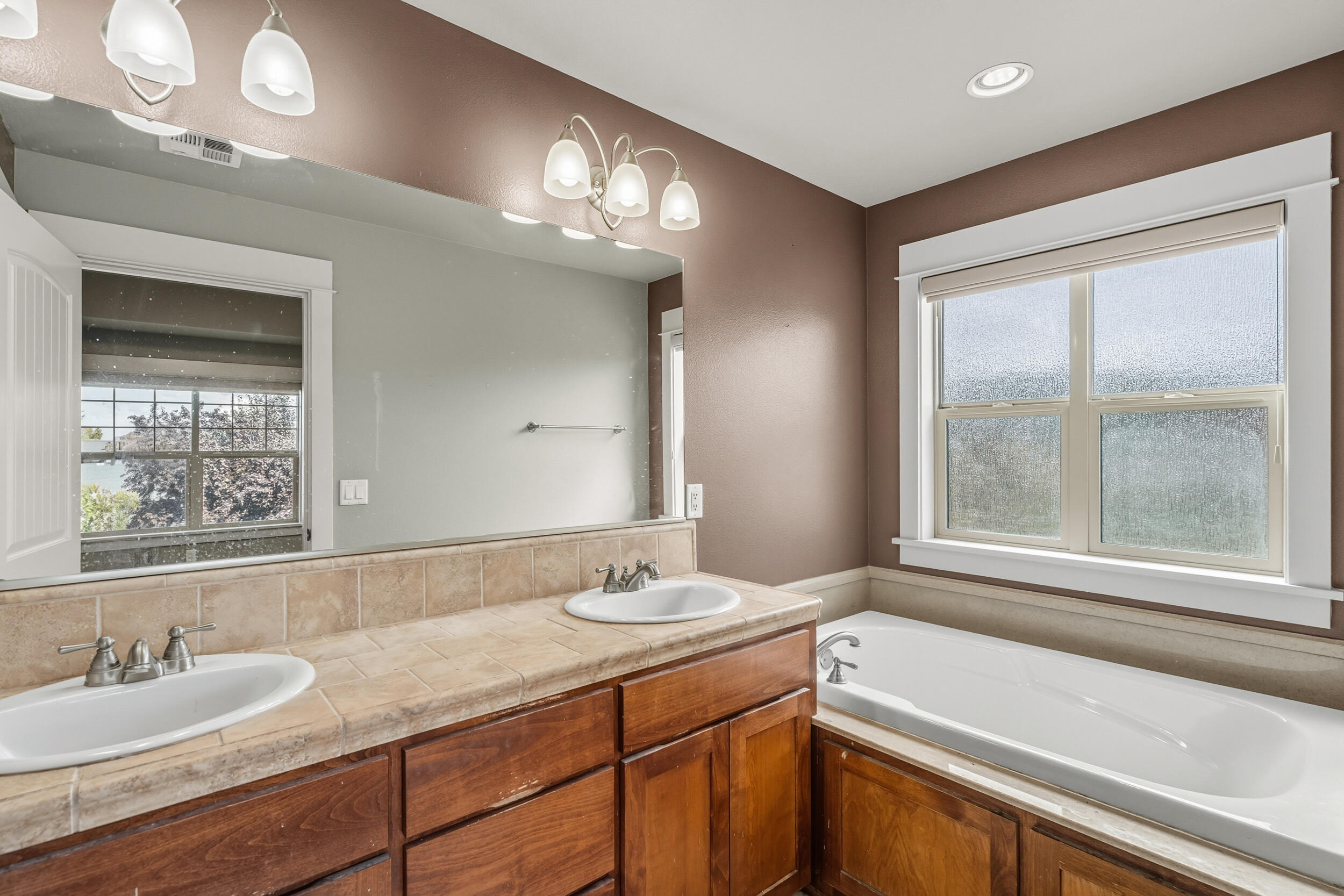 1134 Steamboat Drive