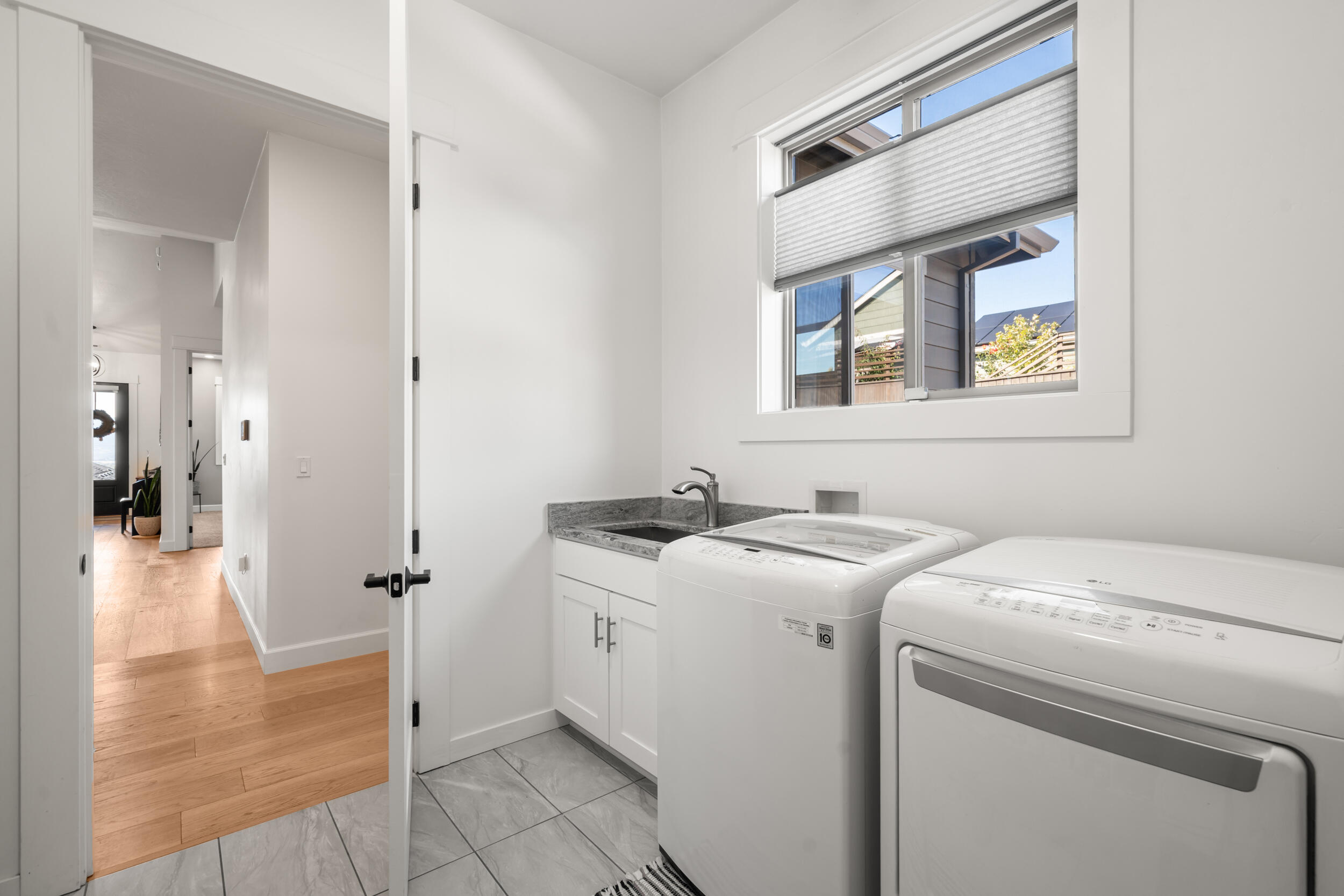 523 W La Strada Circle