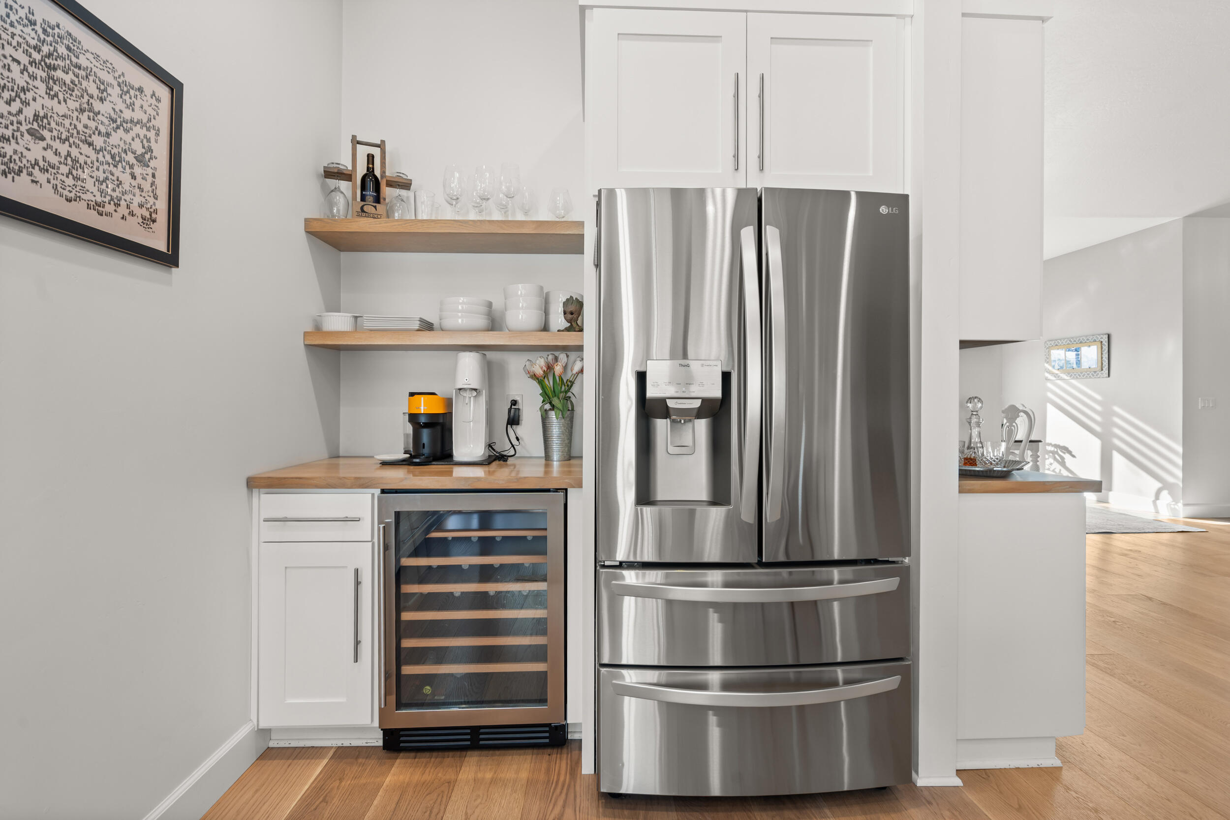 523 W La Strada Circle