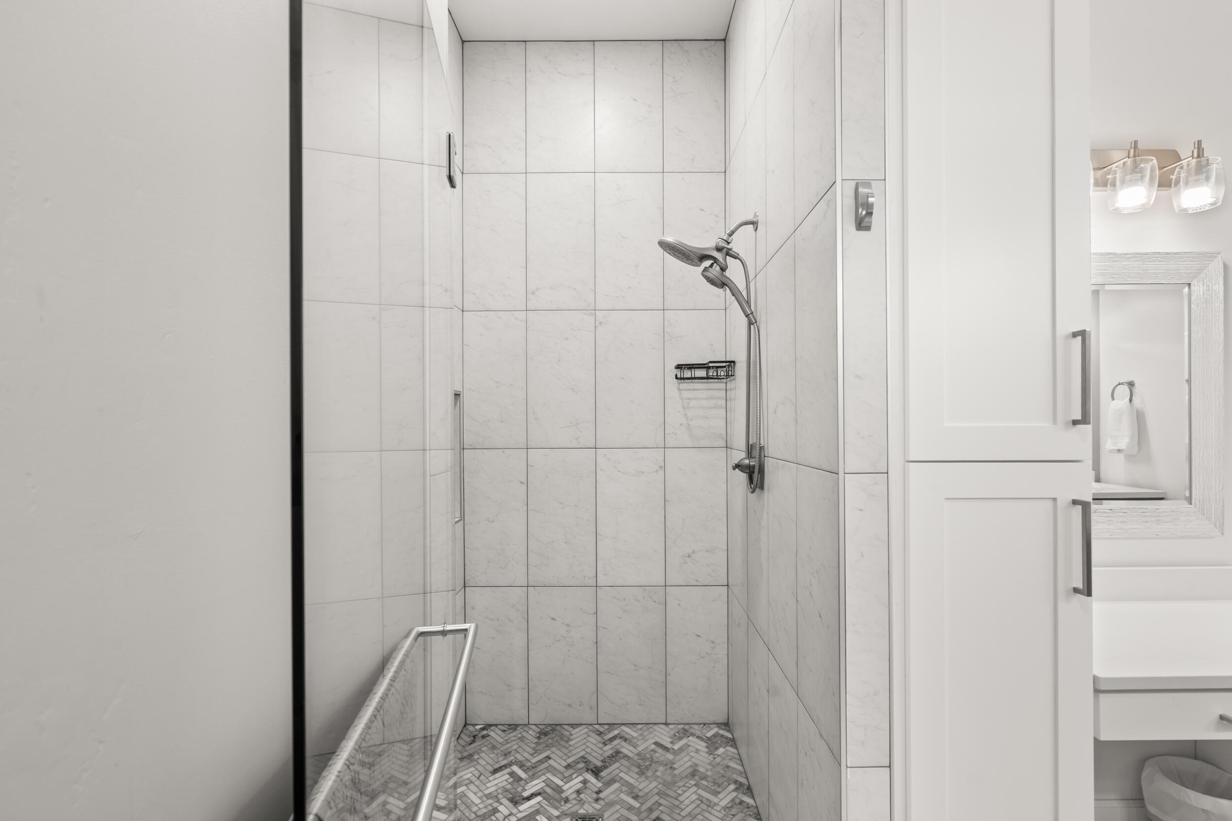 523 W La Strada Circle