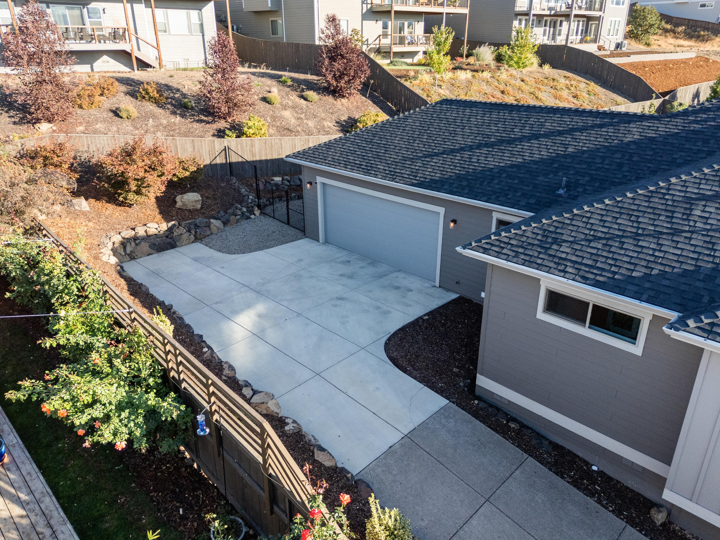 523 W La Strada Circle