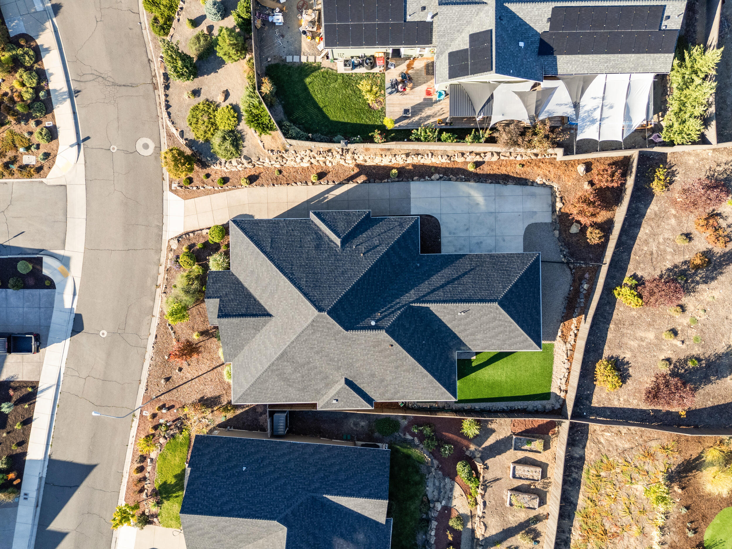 523 W La Strada Circle