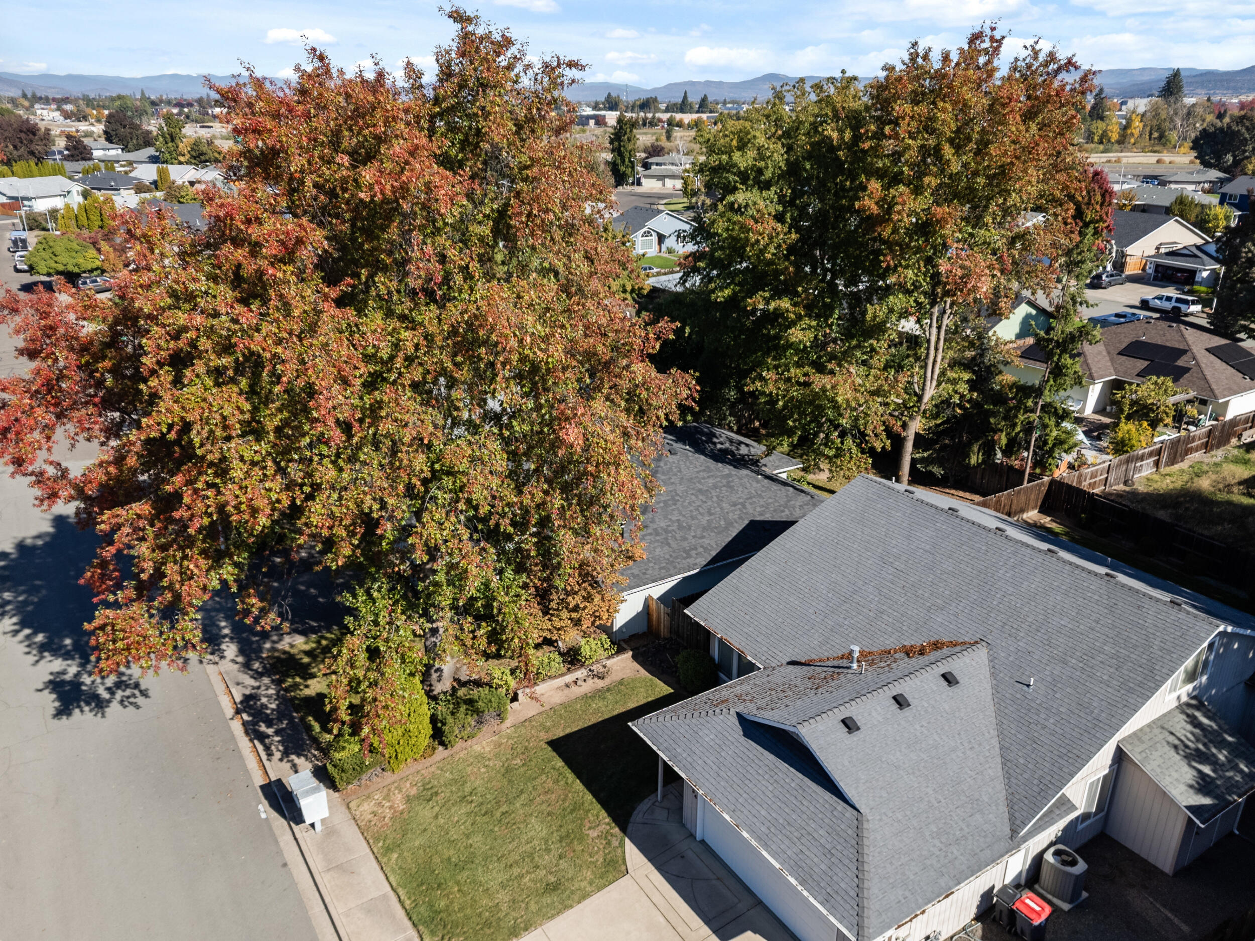 1132 Hampton Drive, Central Point