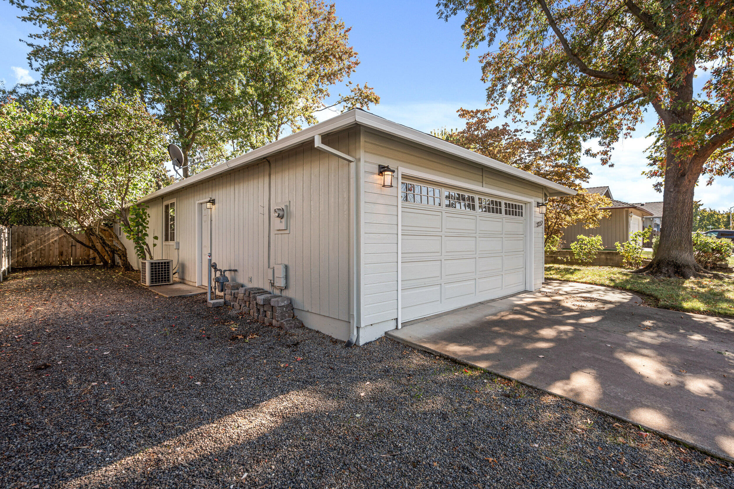 1132 Hampton Drive, Central Point