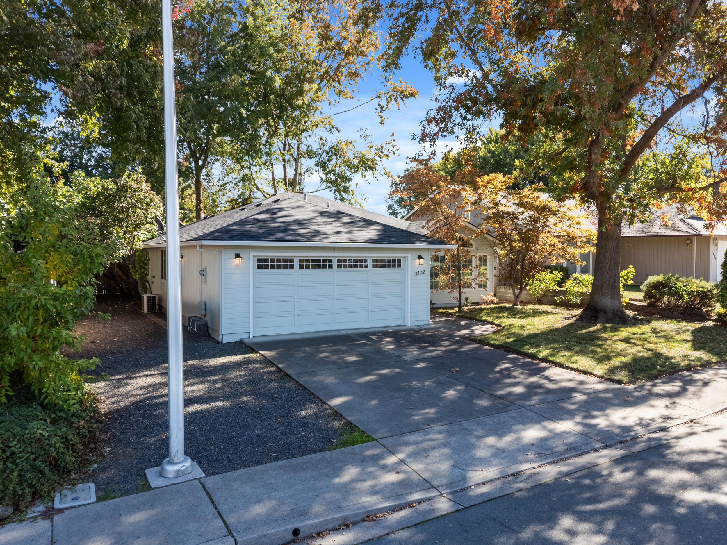 1132 Hampton Drive, Central Point