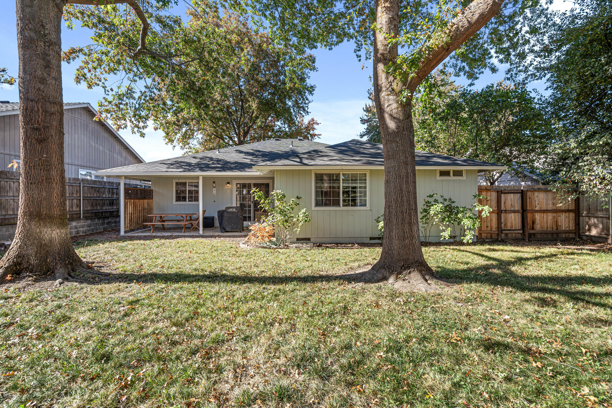 1132 Hampton Drive, Central Point