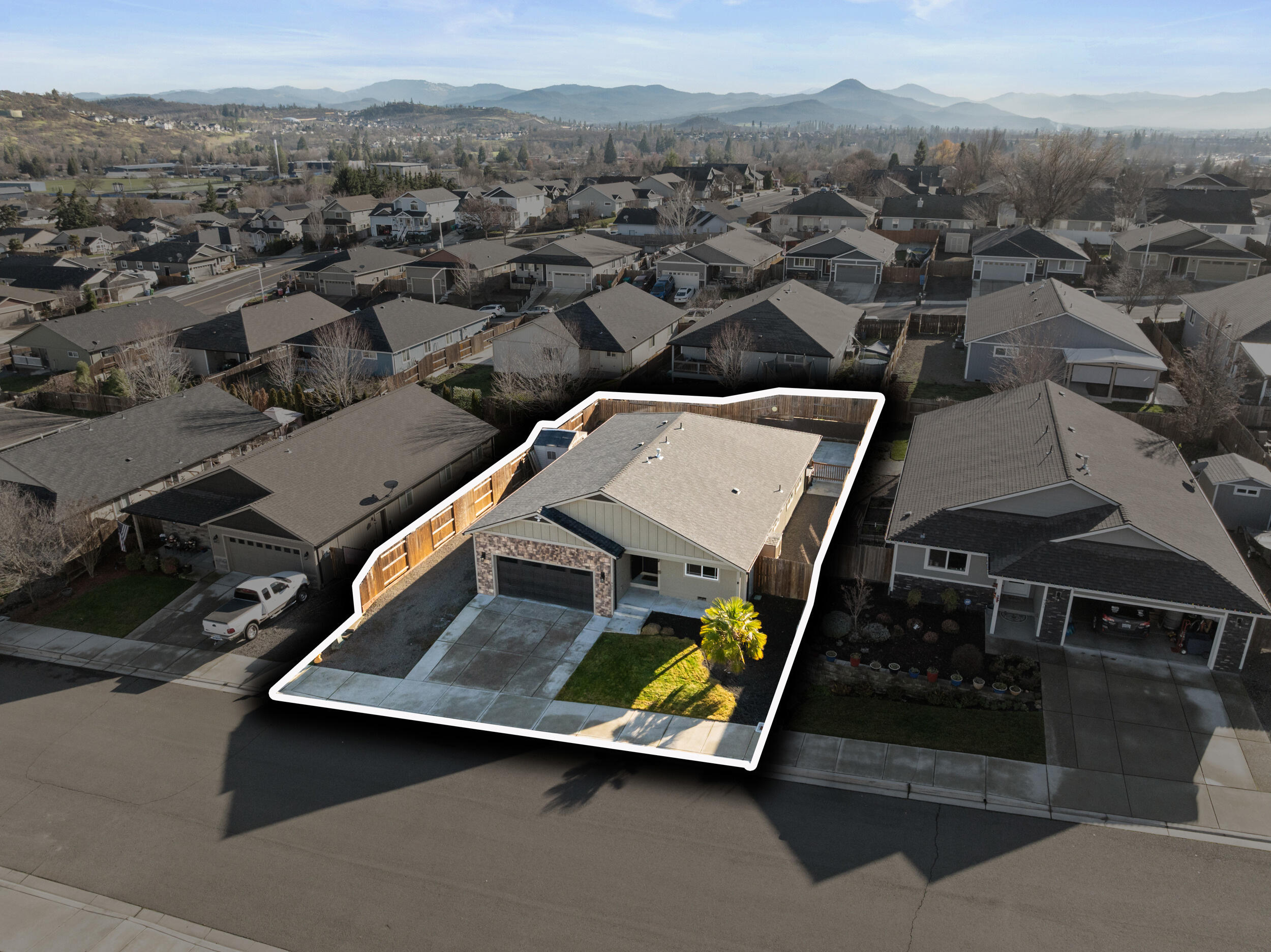 925 Sellwood Drive