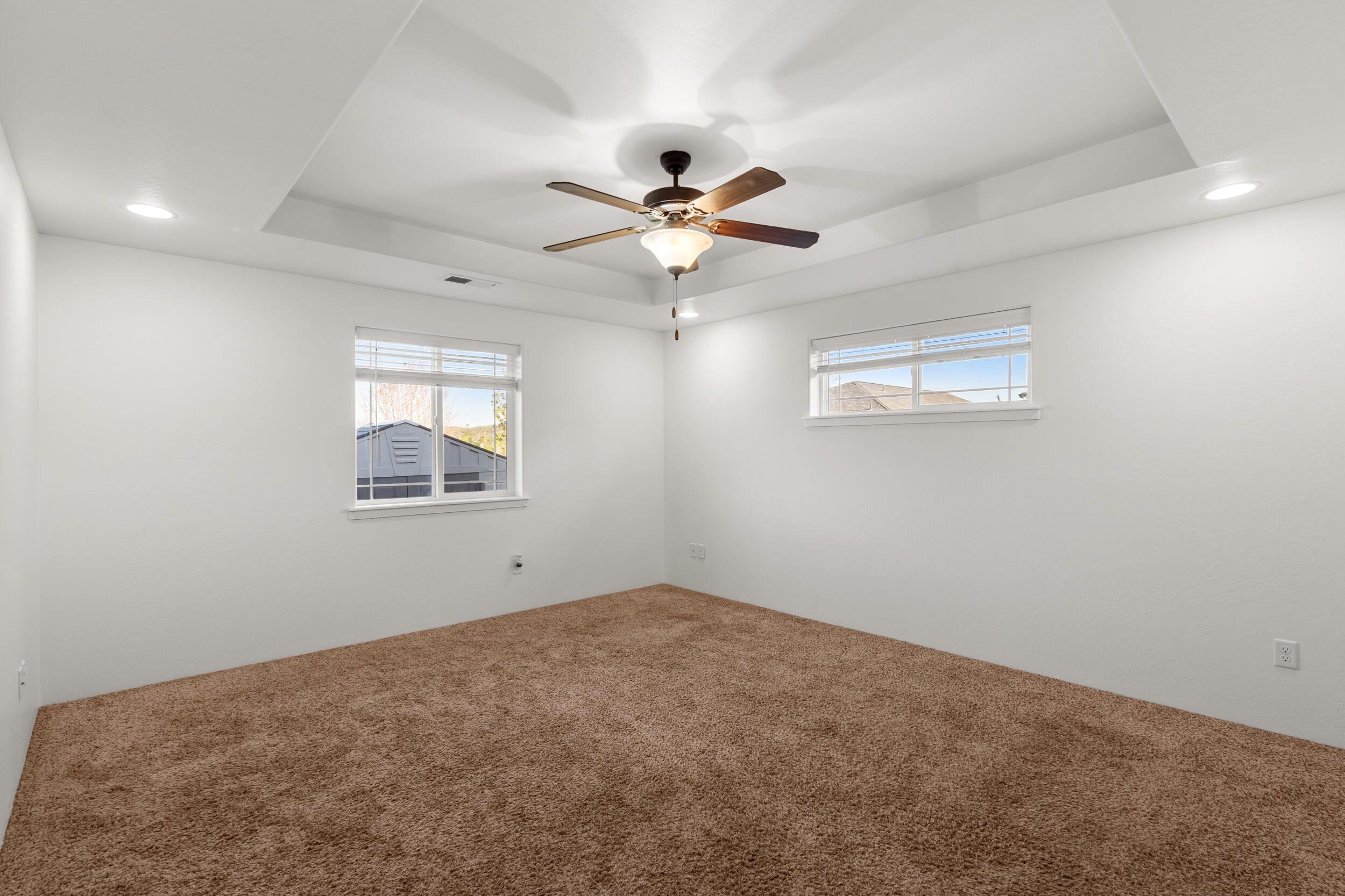 925 Sellwood Drive
