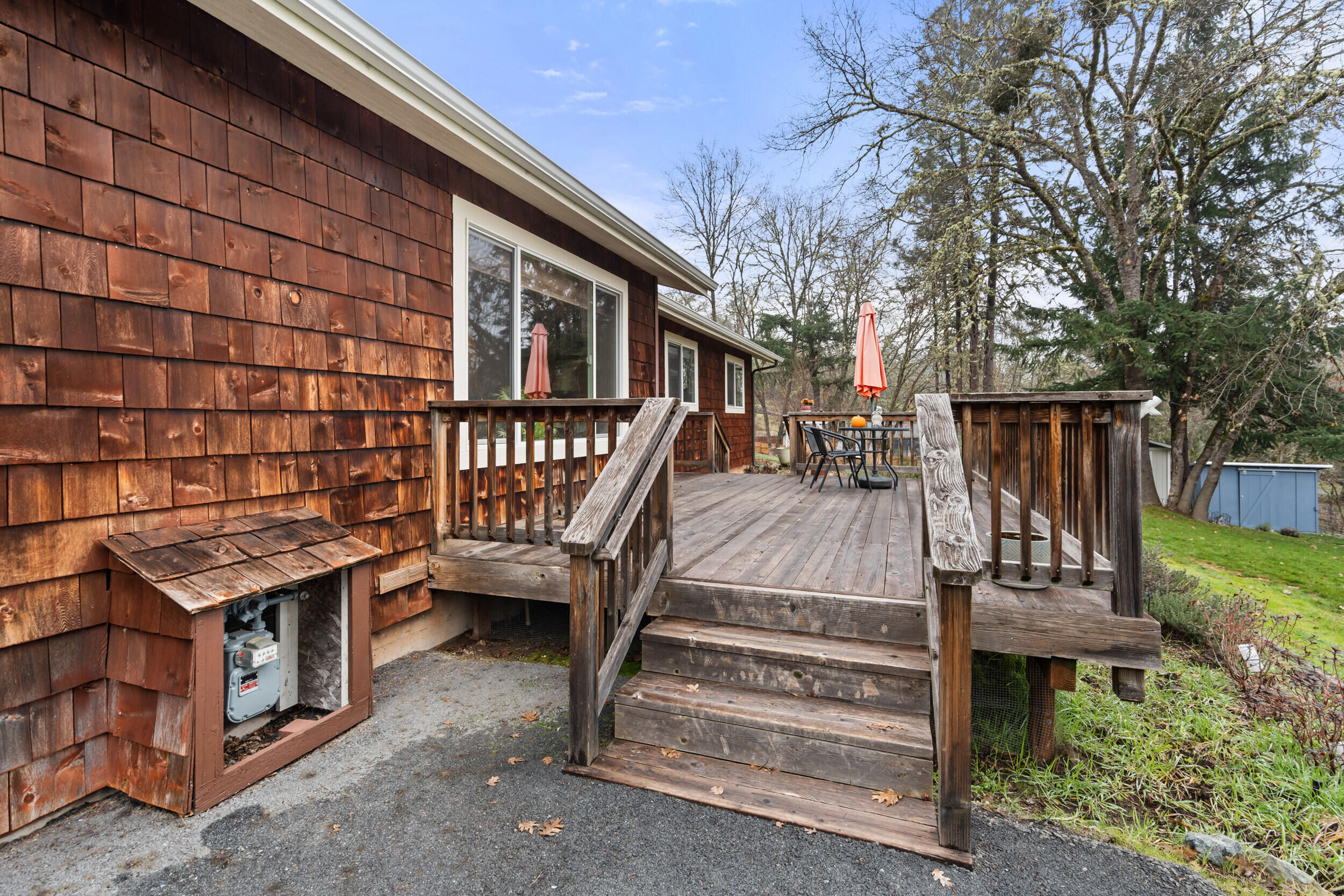 450 Crestview Loop