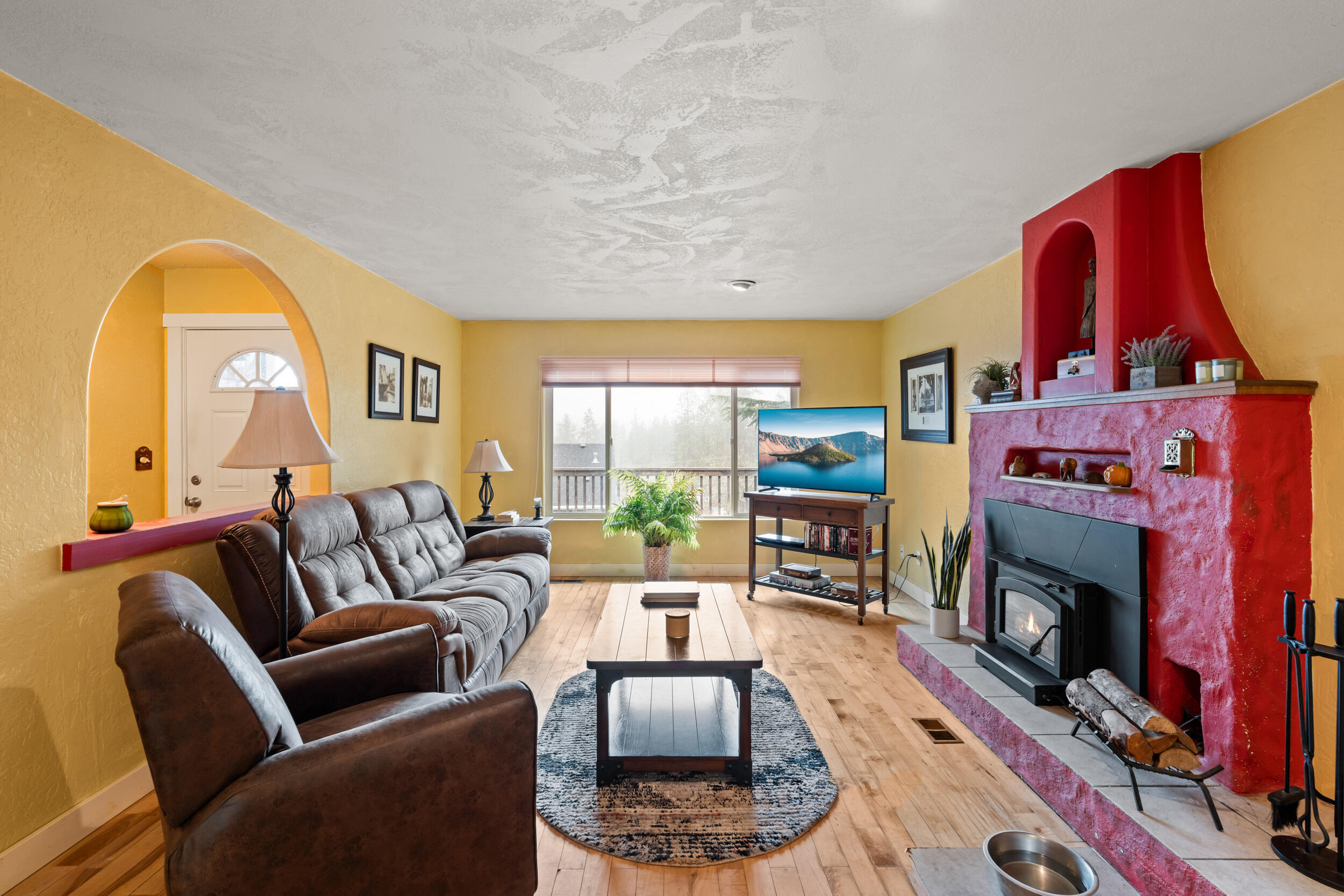 450 Crestview Loop