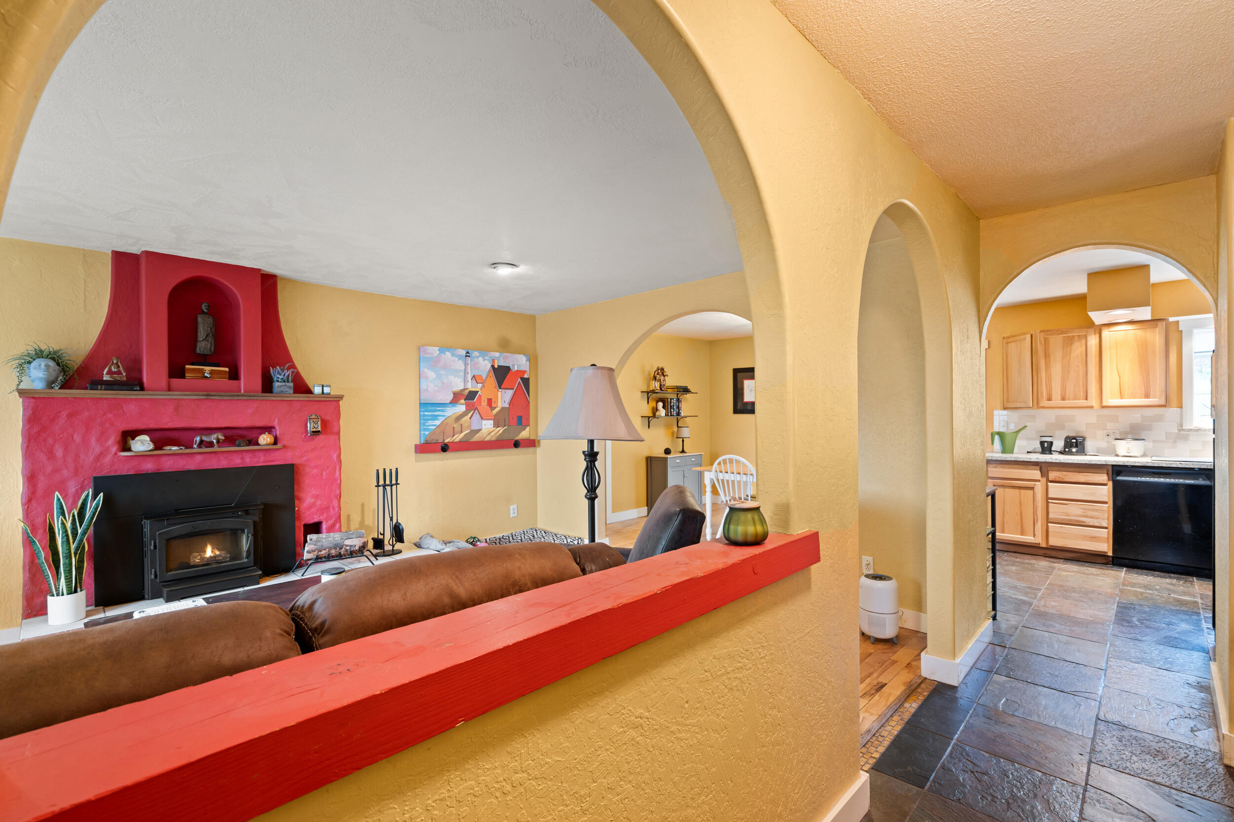 450 Crestview Loop