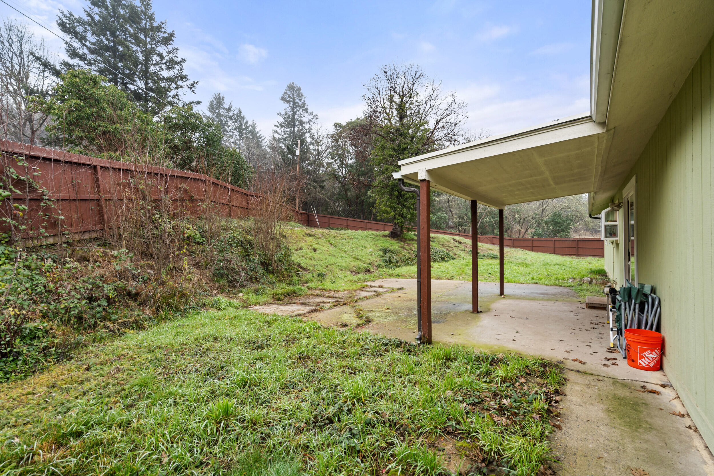 450 Crestview Loop