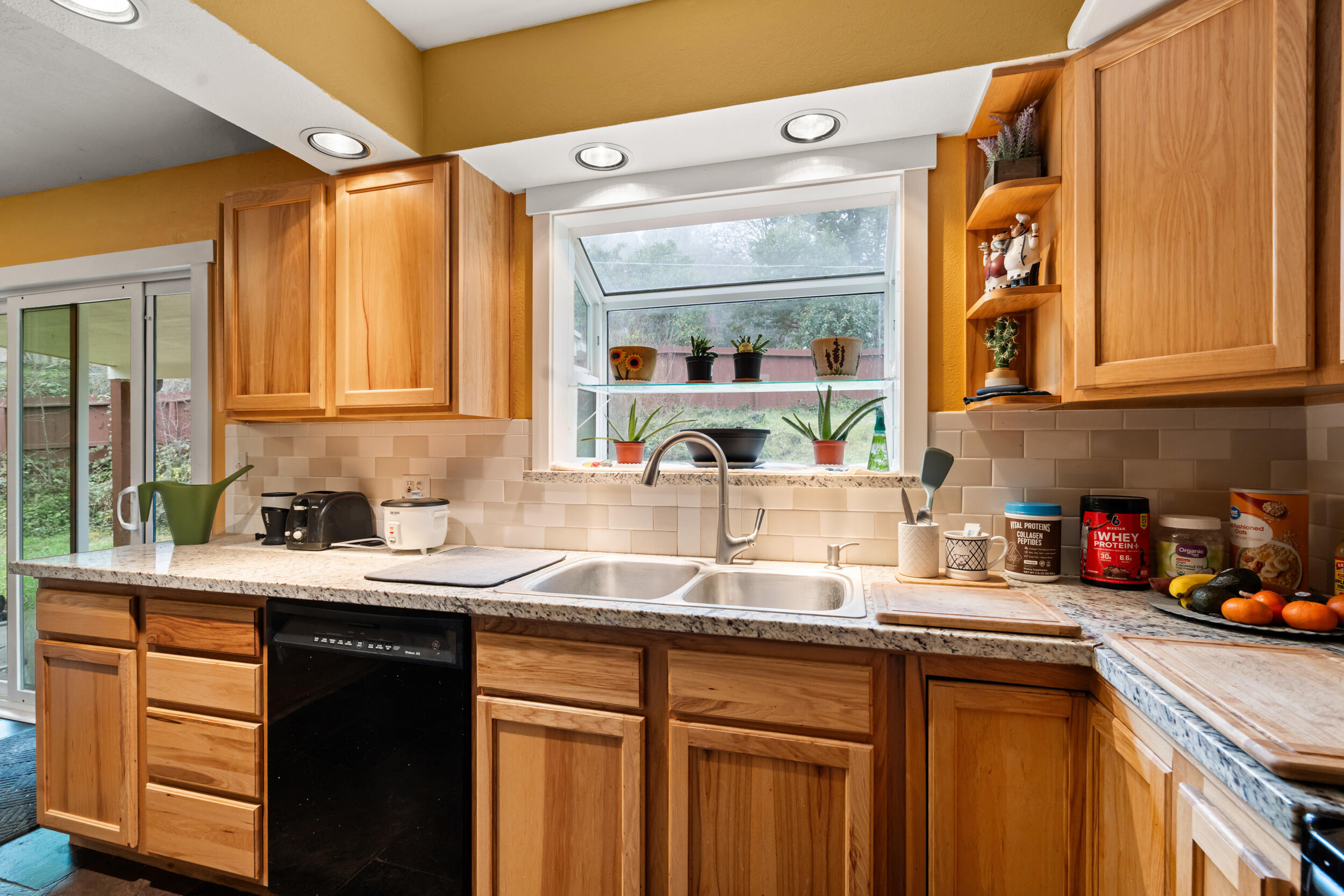 450 Crestview Loop