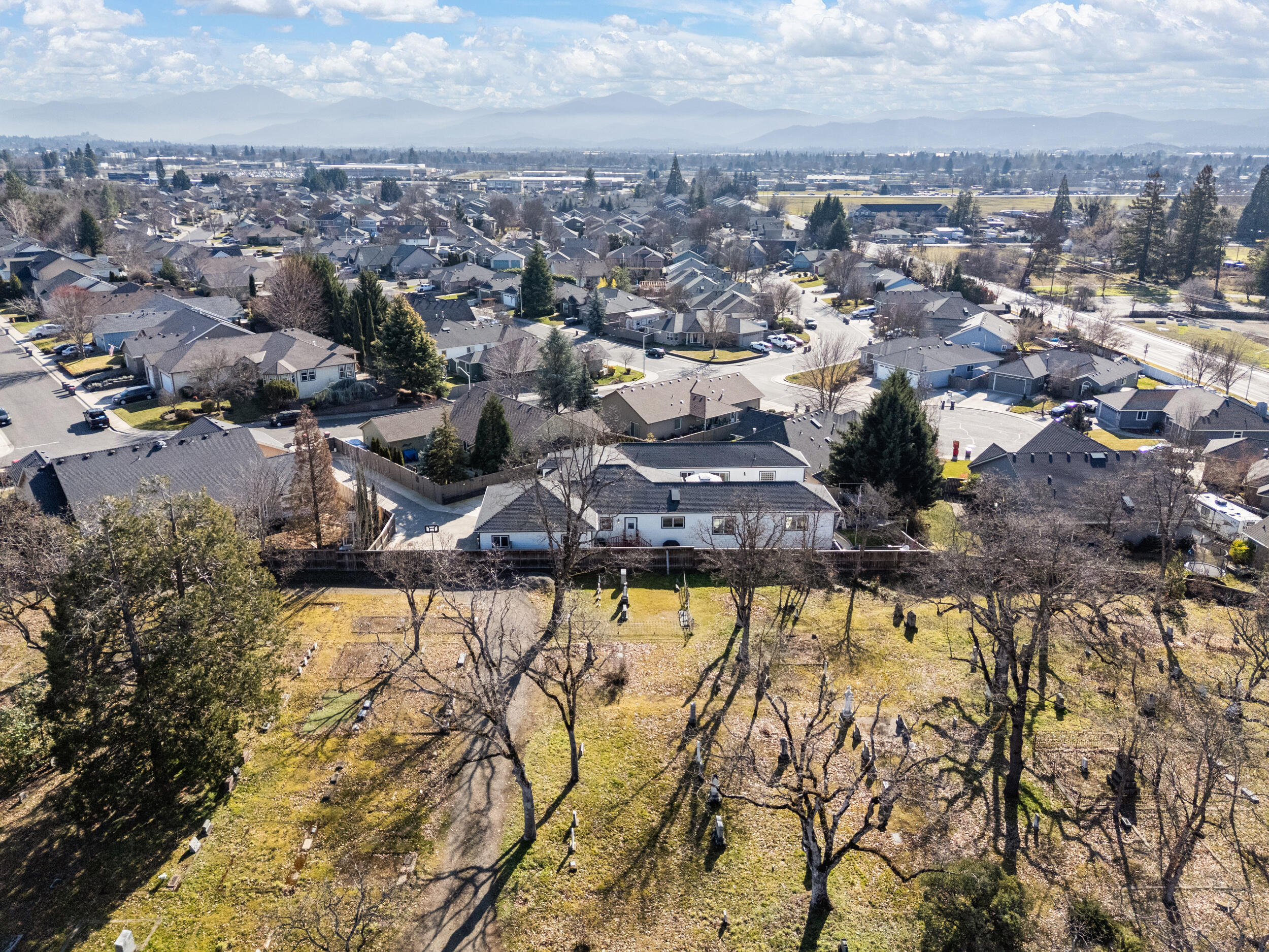 875 N Mountain Avenue