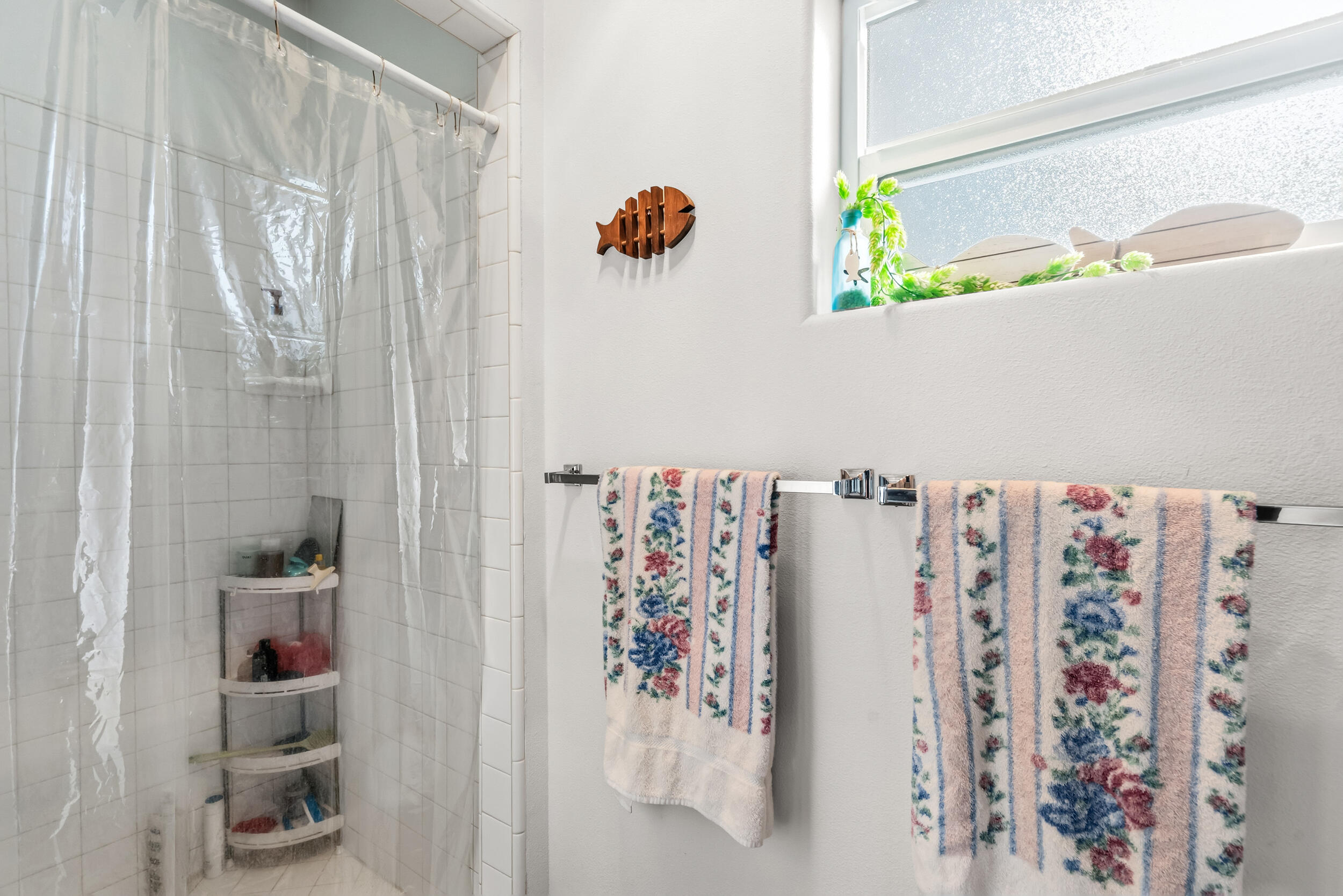 875 N Mountain Avenue