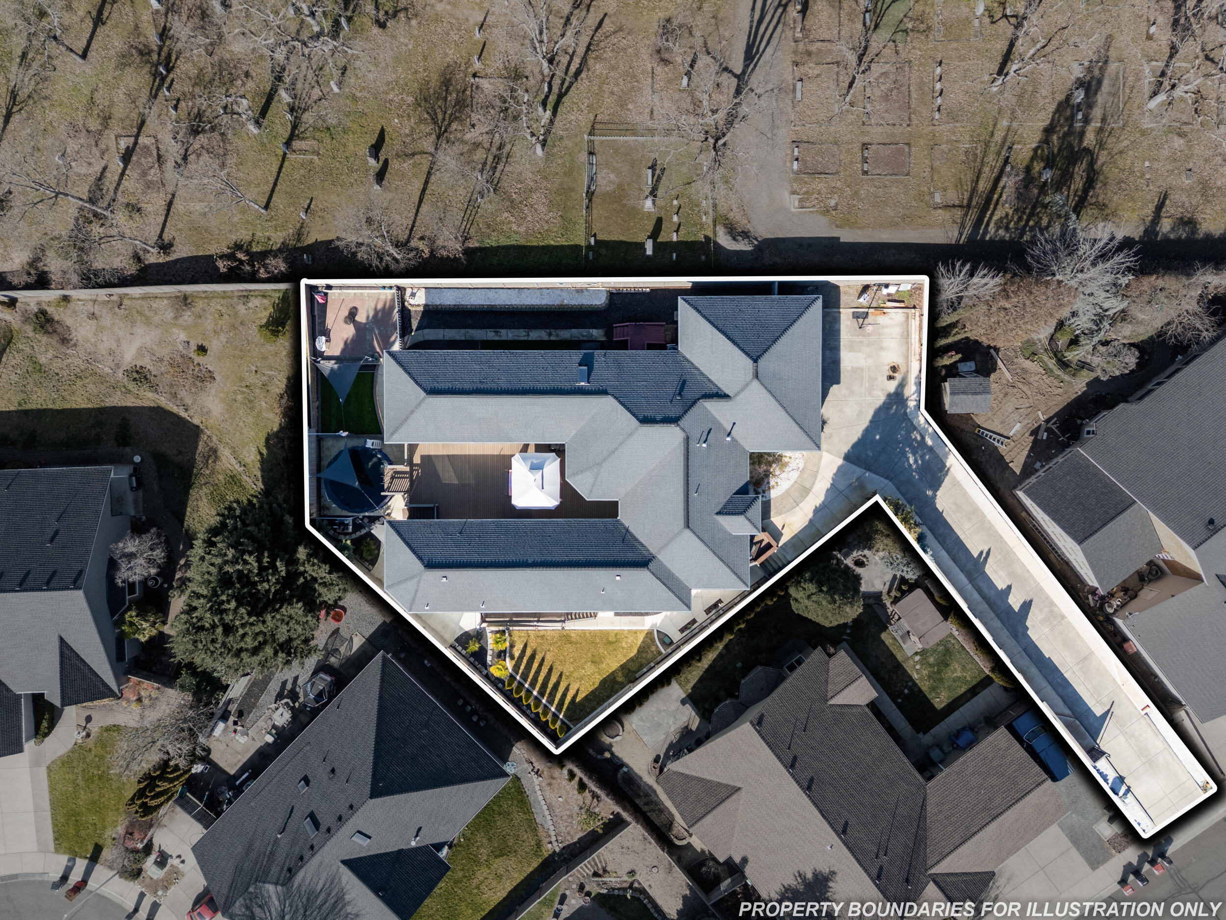 875 N Mountain Avenue