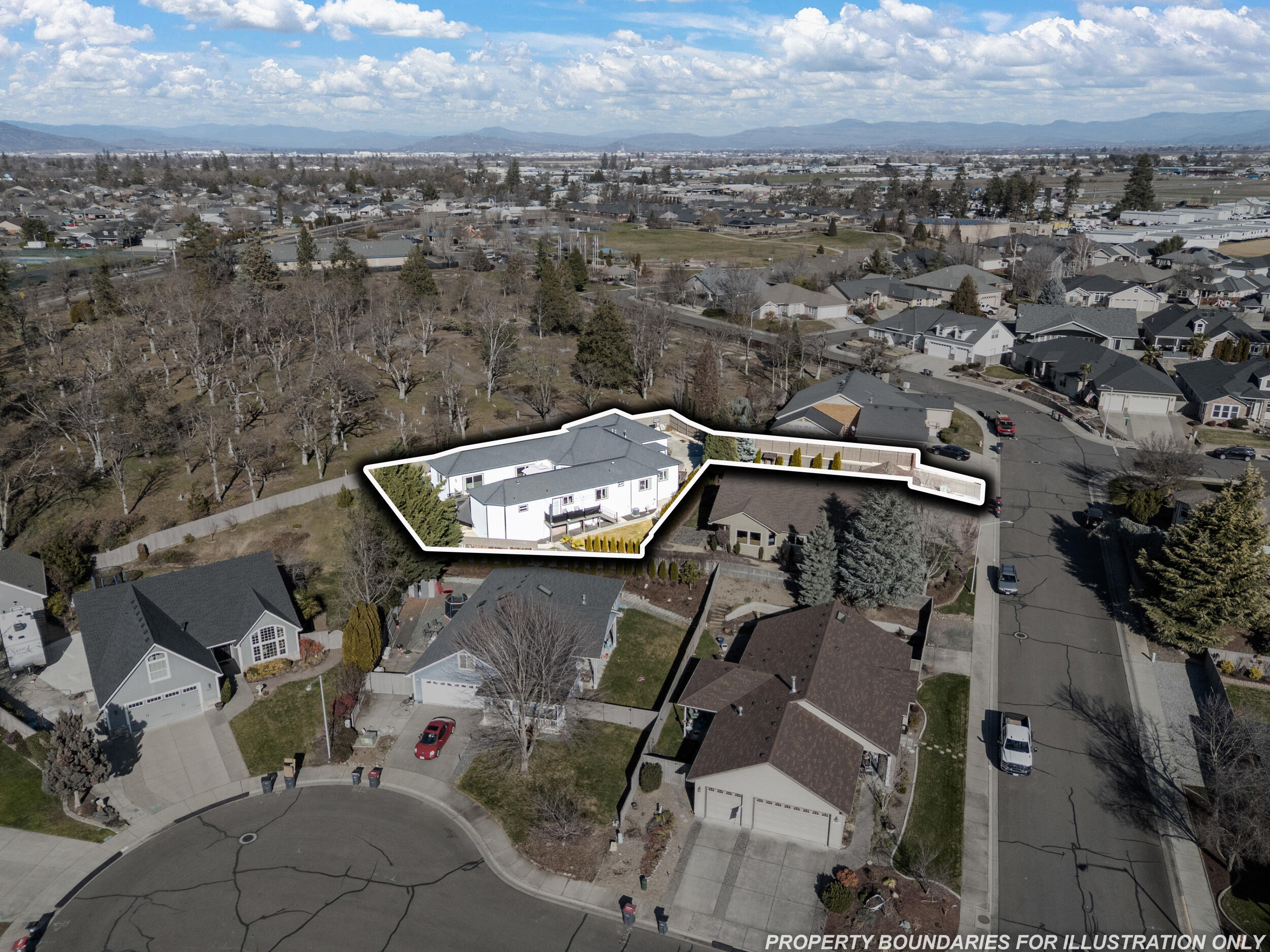 875 N Mountain Avenue