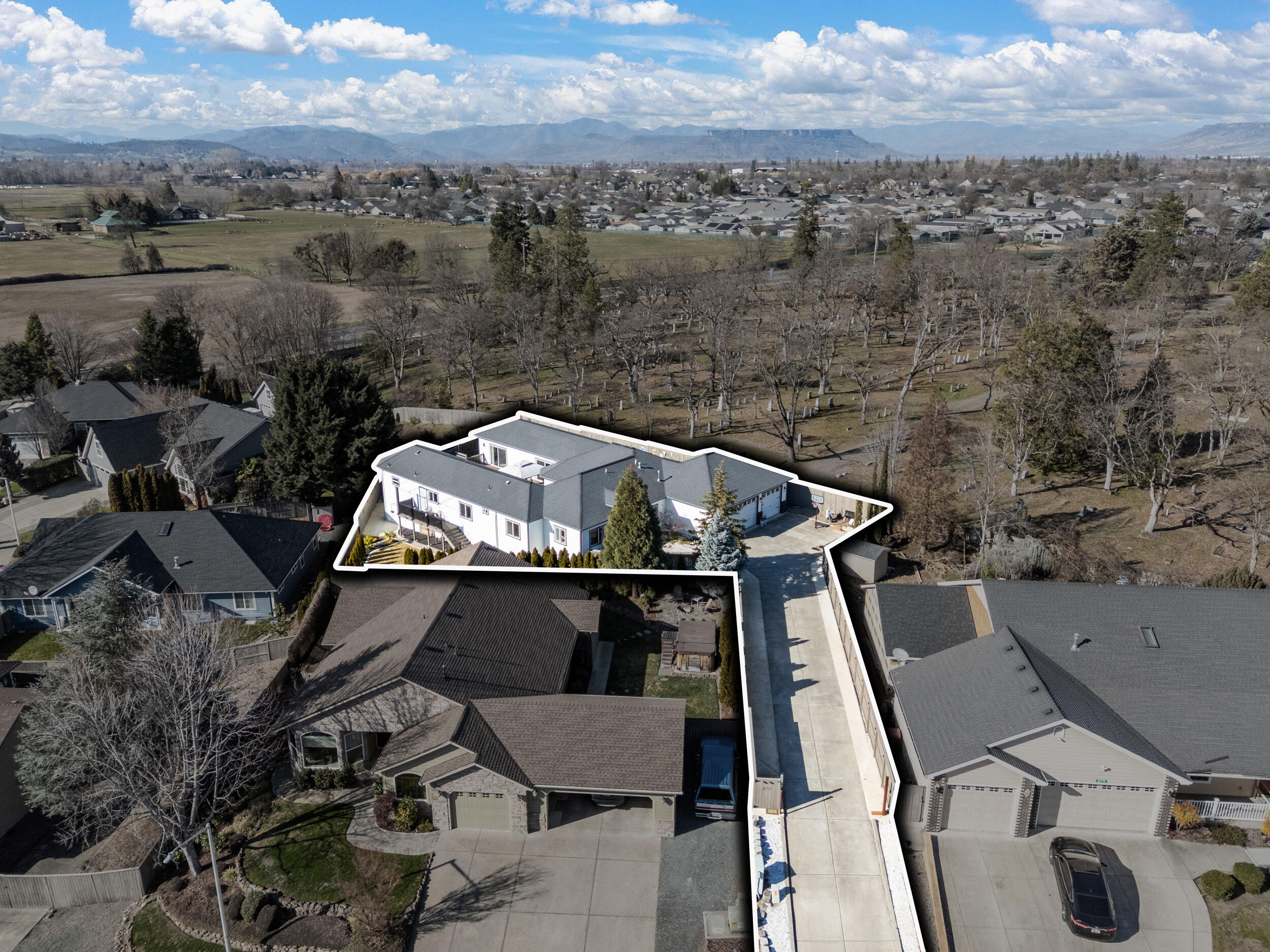 875 N Mountain Avenue