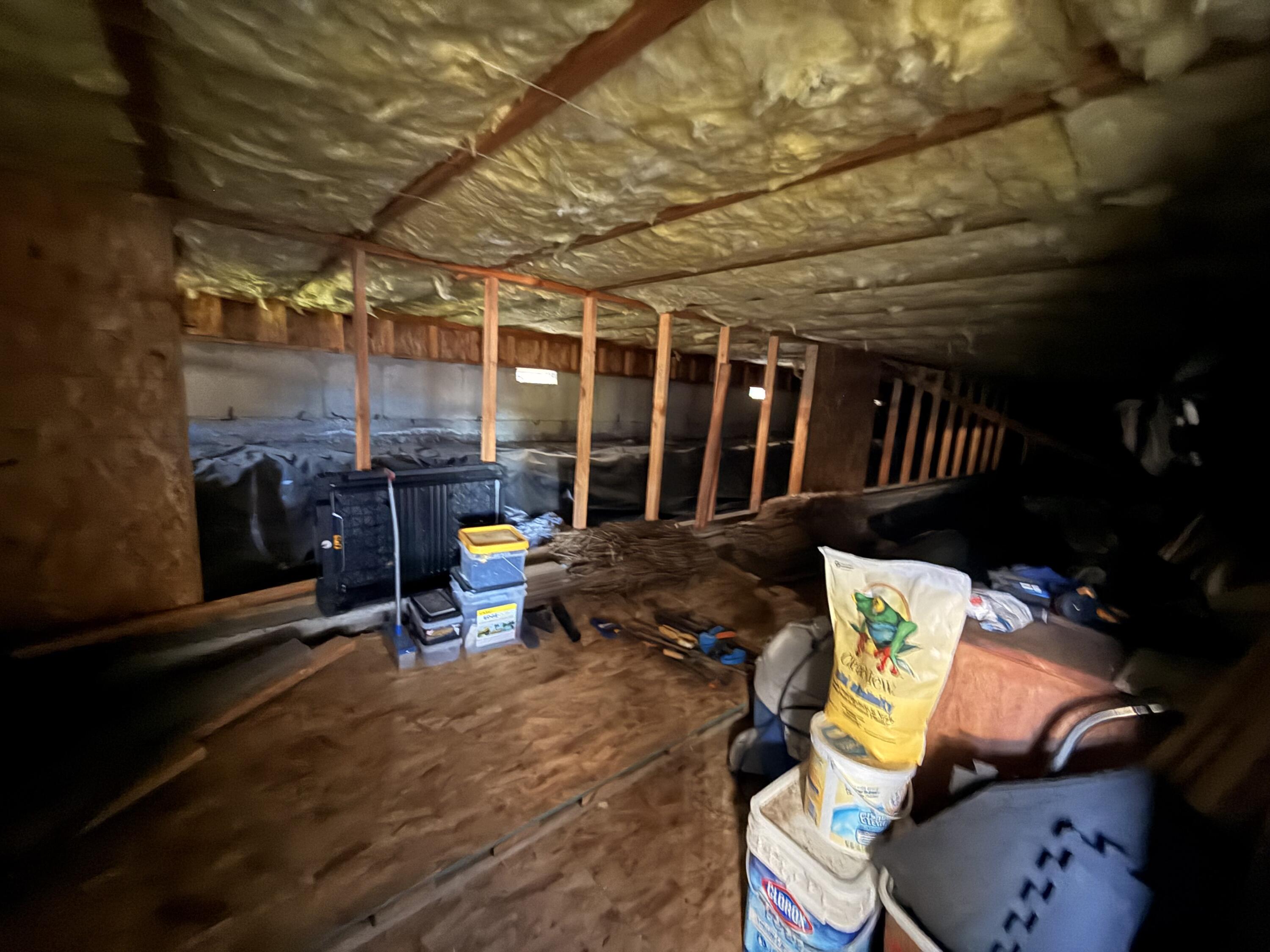 875 N Mountain Avenue