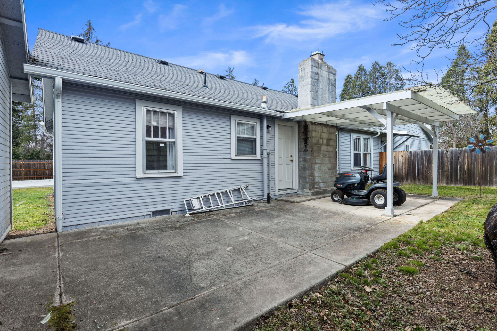 2165 Crestbrook Road