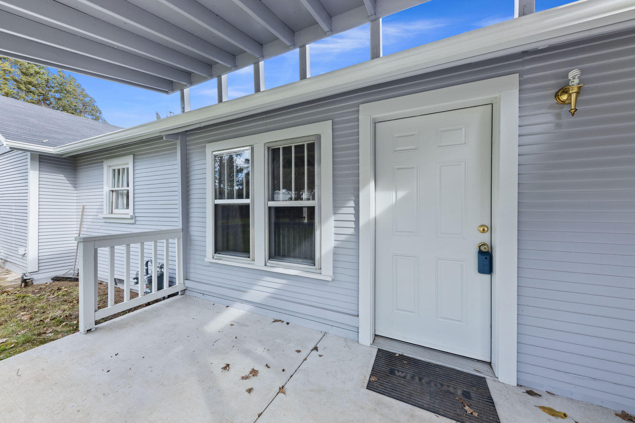 2165 Crestbrook Road