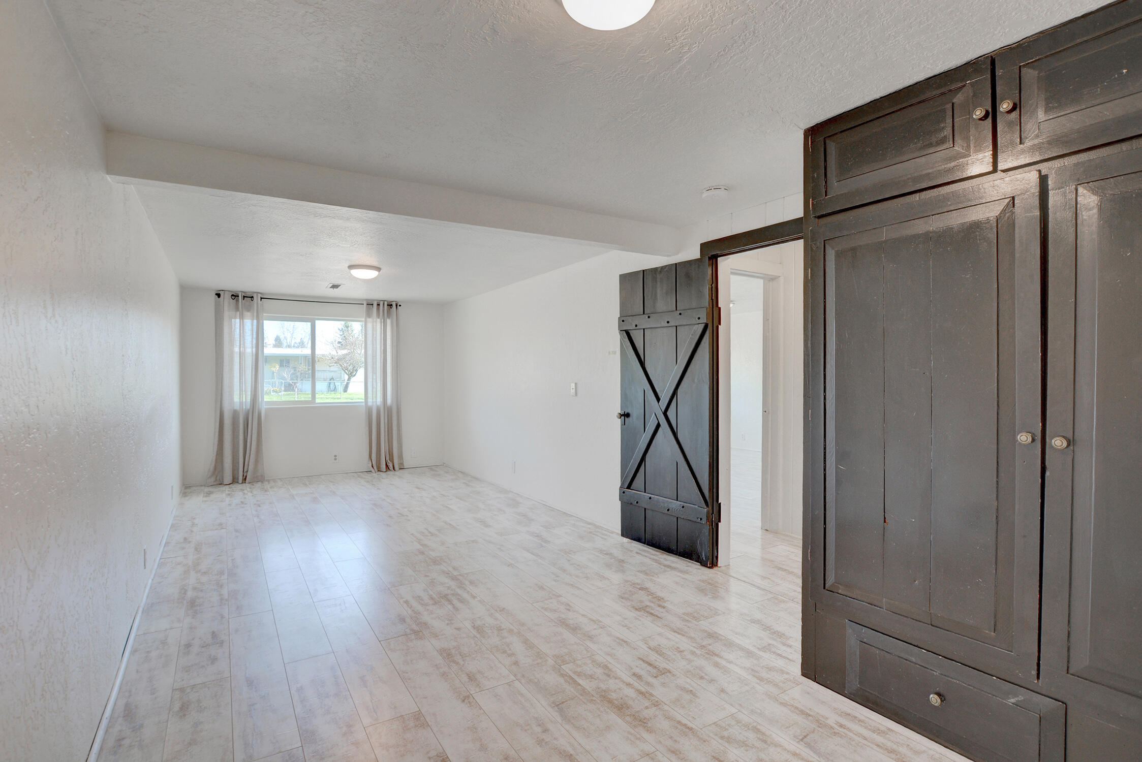 7441 Maple Lane
