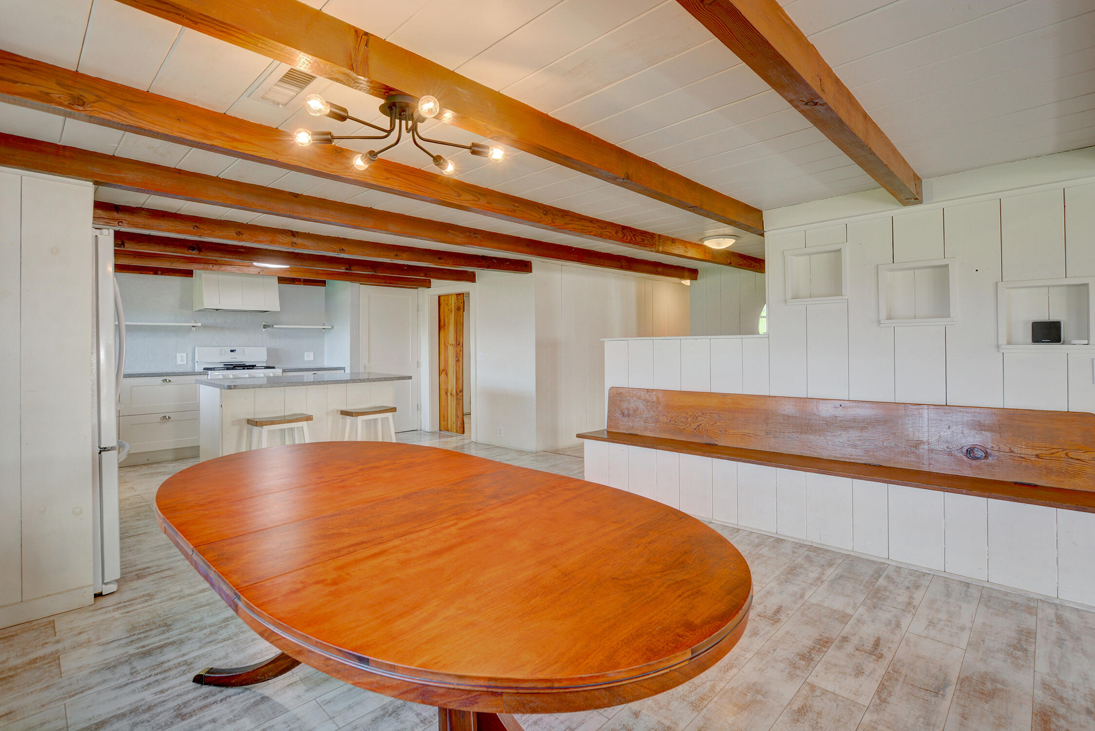 7441 Maple Lane