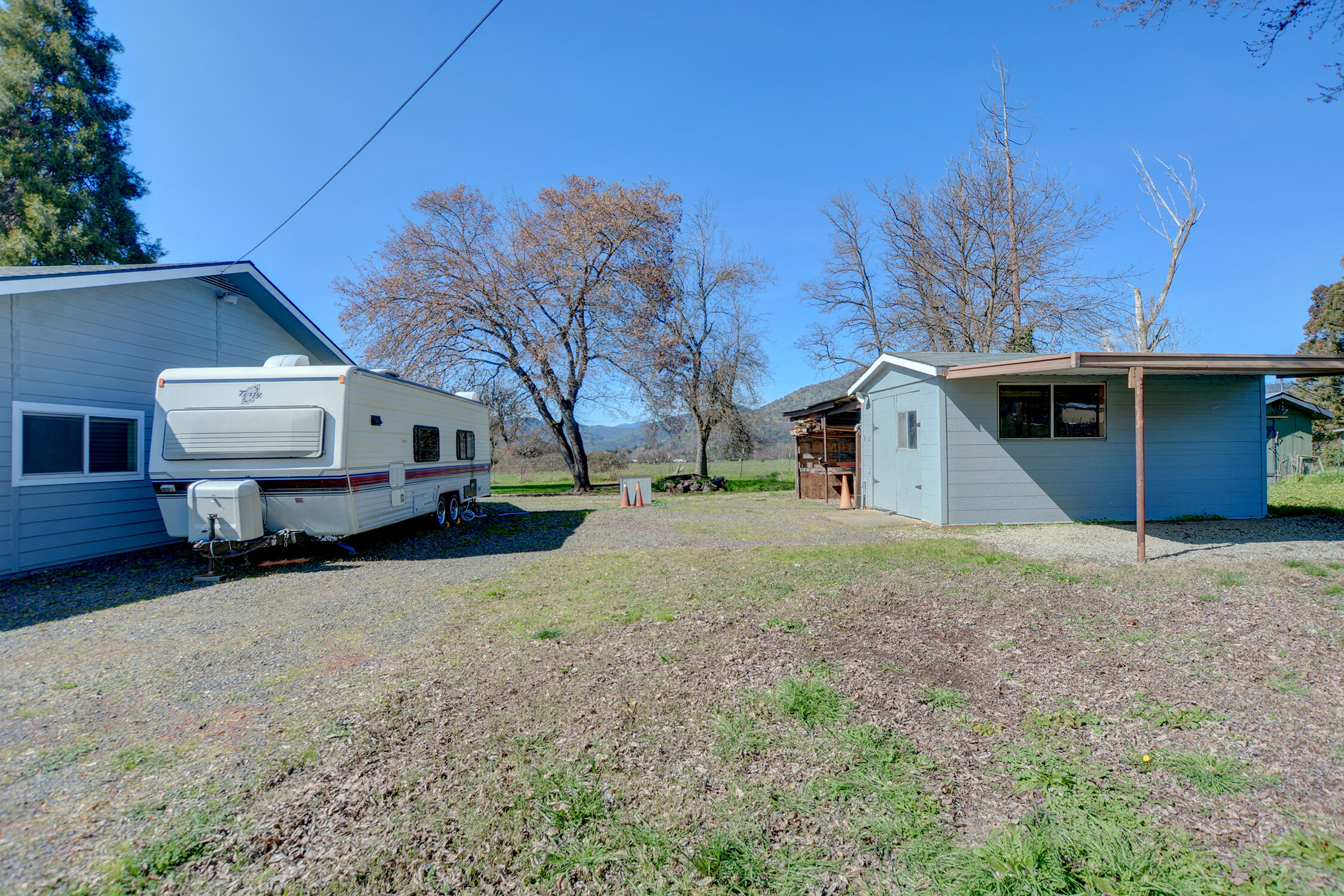 7441 Maple Lane