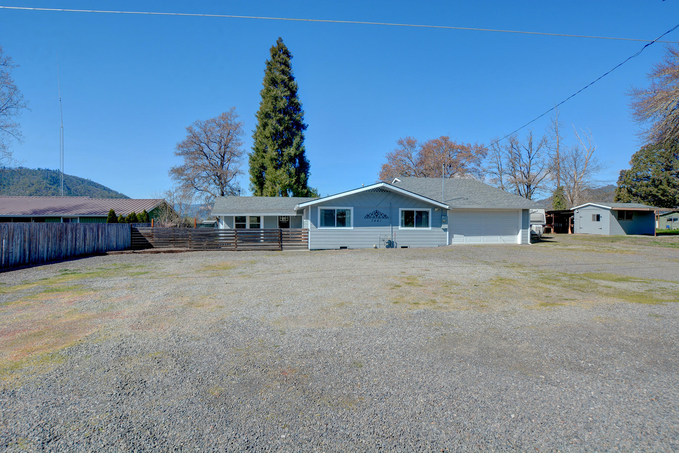 7441 Maple Lane