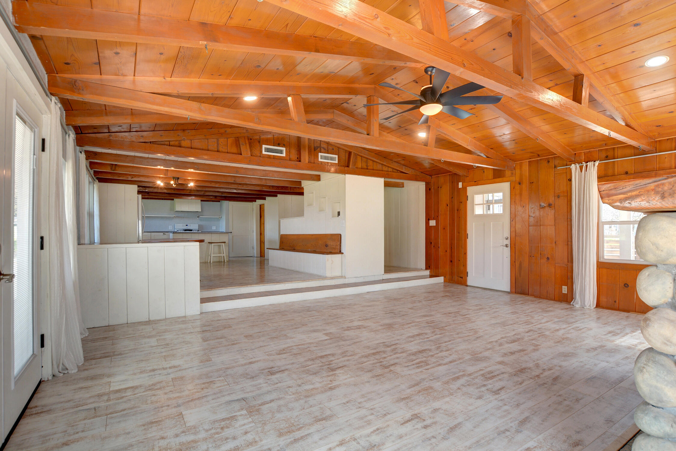 7441 Maple Lane