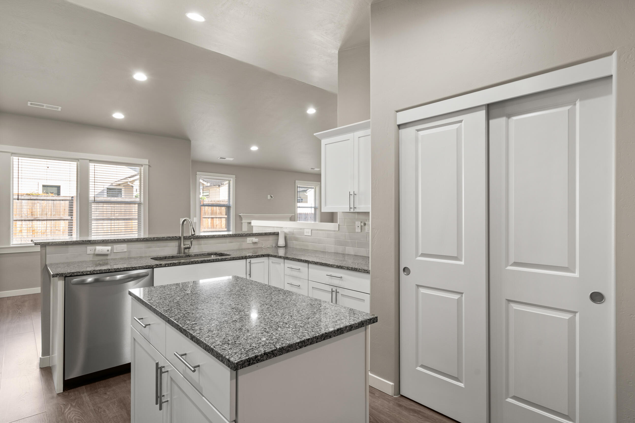 1615 Pearl Eye Lane
