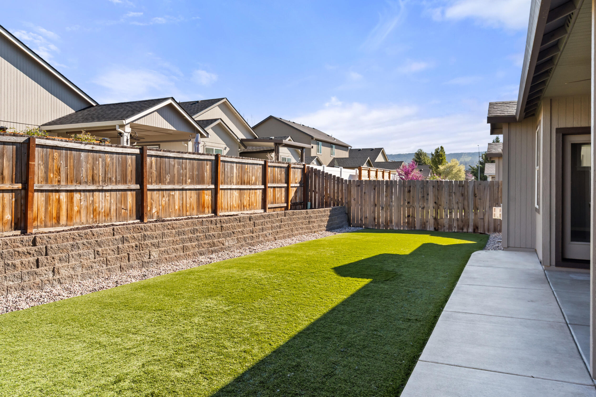 1615 Pearl Eye Lane