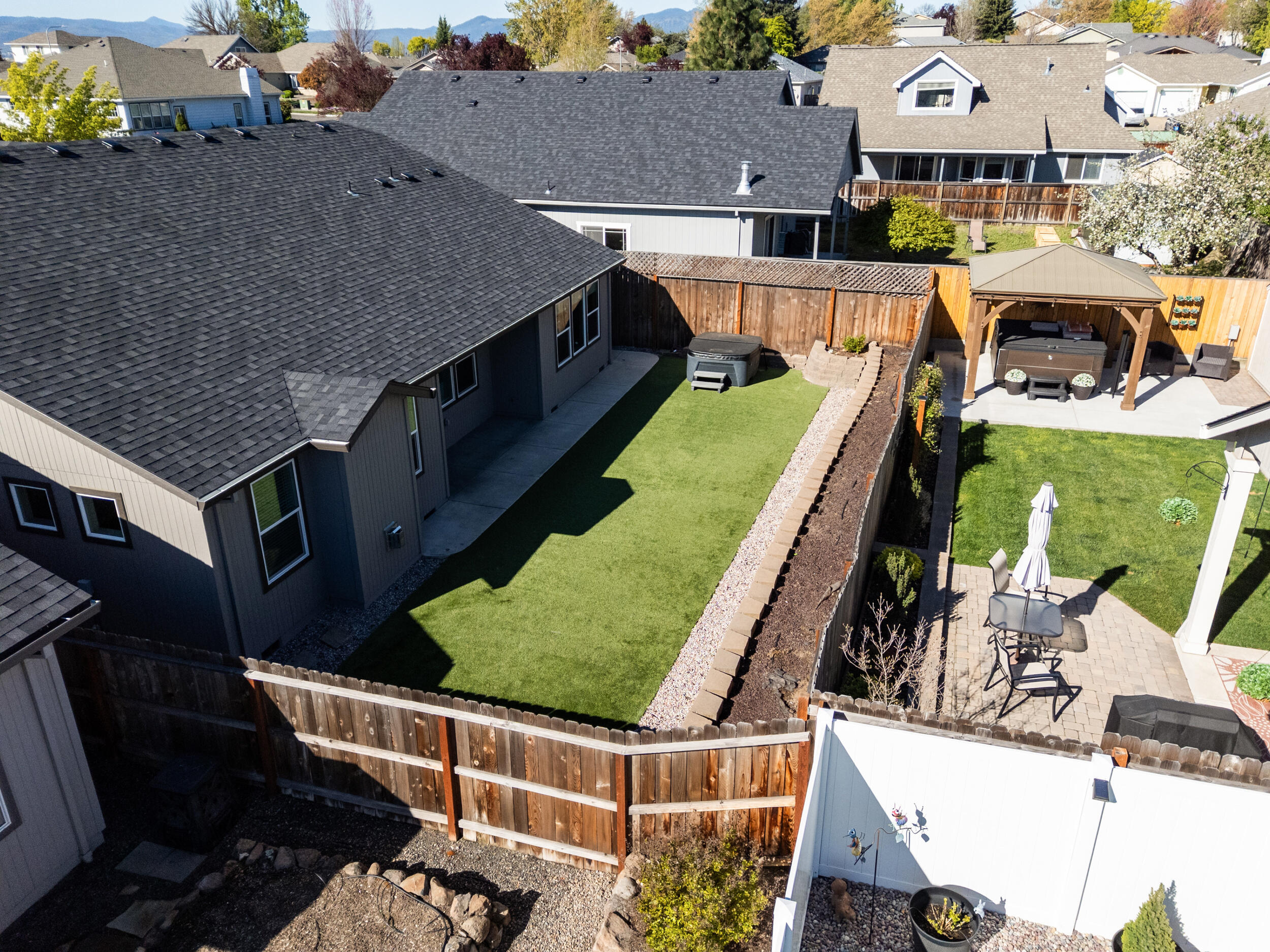 1615 Pearl Eye Lane