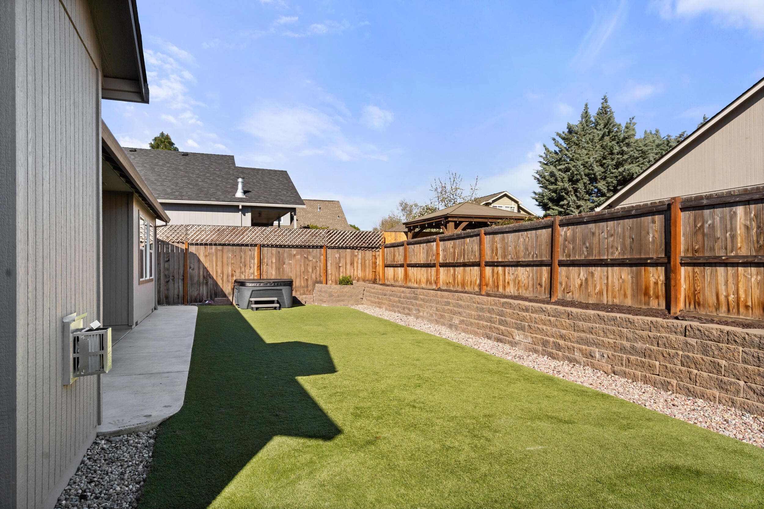 1615 Pearl Eye Lane