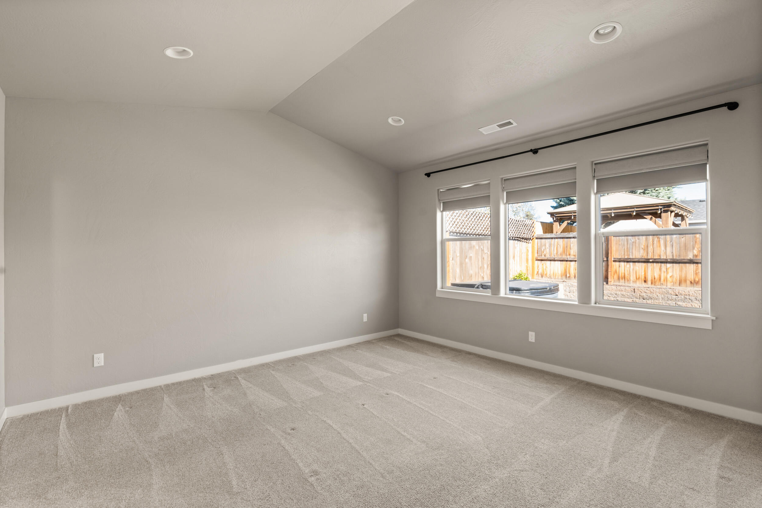 1615 Pearl Eye Lane