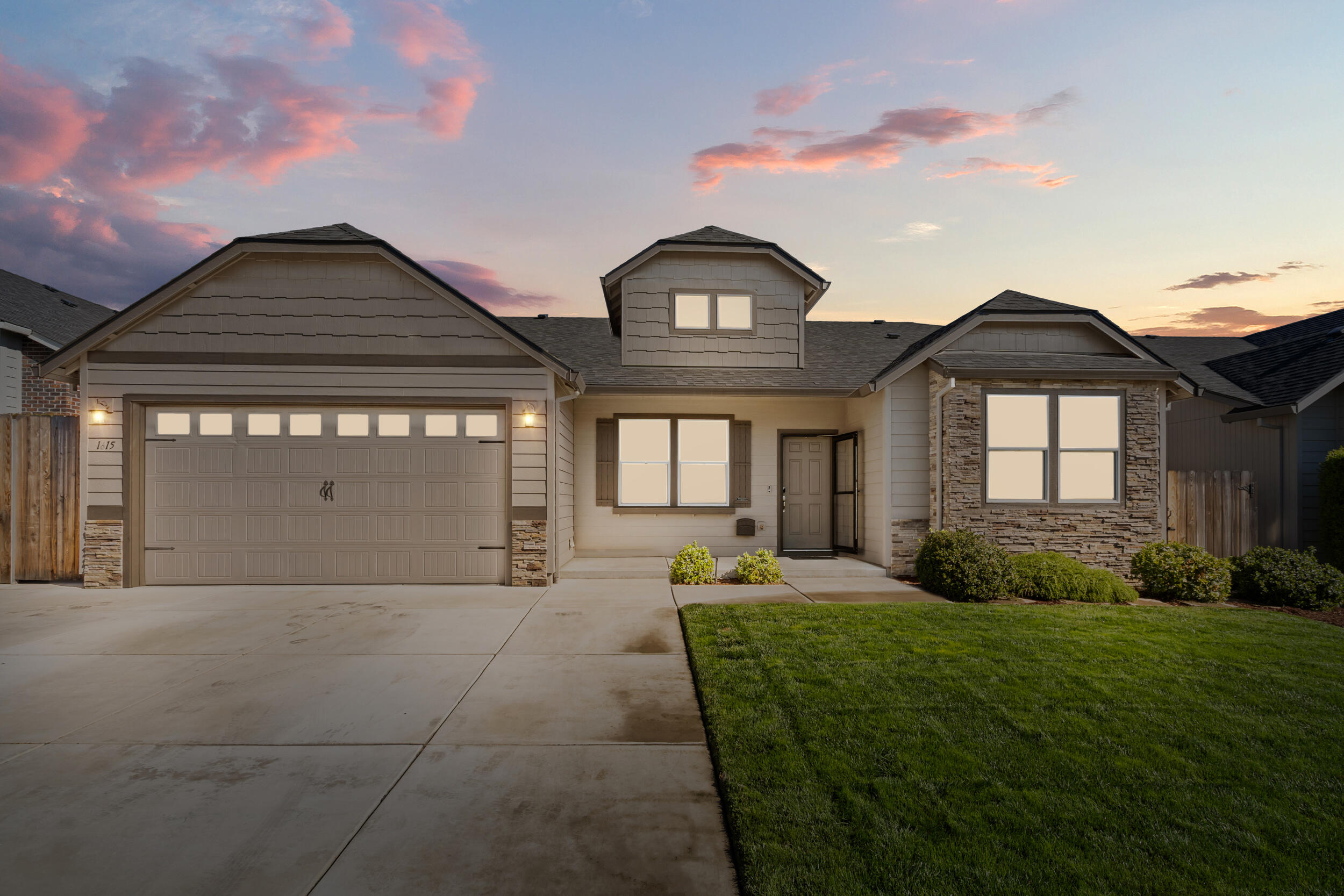 1615 Pearl Eye Lane