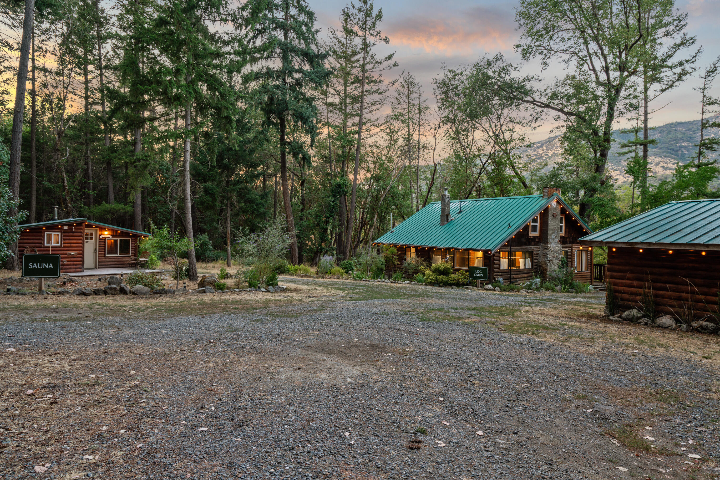 11677 Highway 238